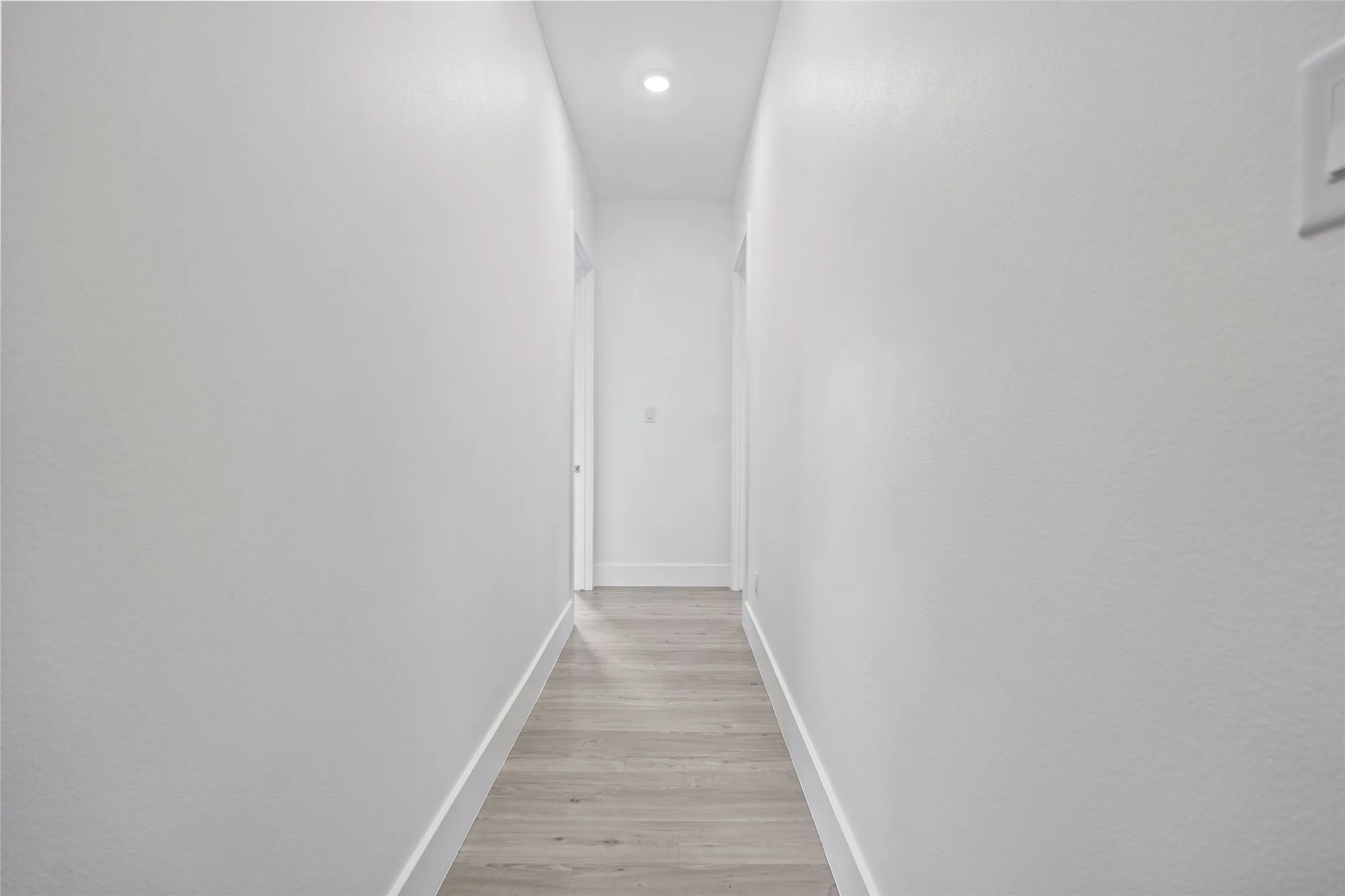 Single Family Residence For Sale in Tarrant County , 7611 Awadi Court, Arlington, Texas 76001, 4 Bedroom, 5 Bathroom, 3 Garage spaces, 3,774 Sqft, built in 2023, mls#21303893, Real Estate Agent in Arlington, Homes For Sale in Tarrant county, Homes For Sale in Arlington, Realtor in Arlington Texas, Real Estate Brokerage Independent Realty Texas, Luminita Cordes Realtor