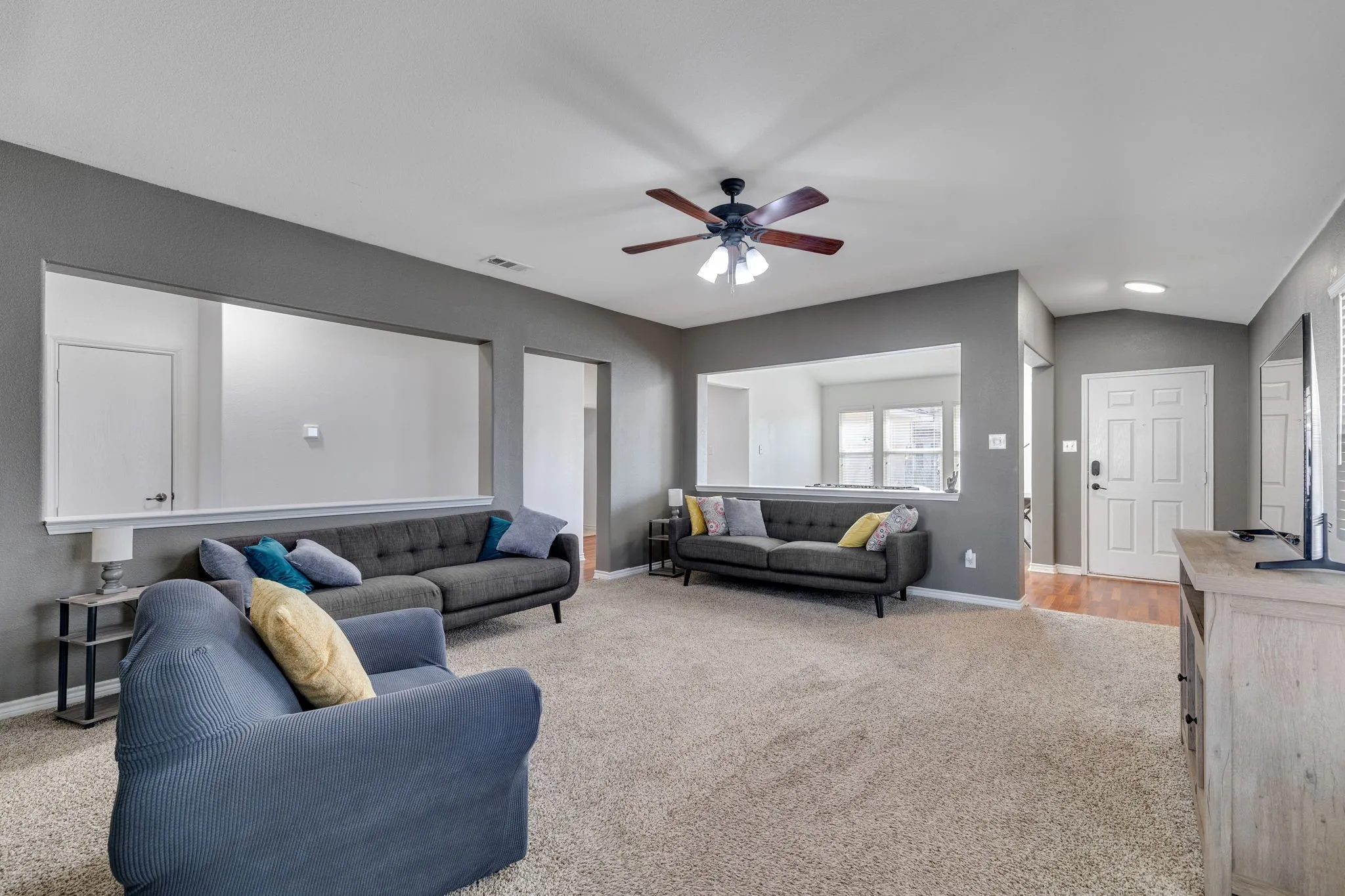 Single Family Residence For Sale in Collin County , 7004 Cotton Seed Drive, Mc Kinney, Texas 75070, 3 Bedroom, 2 Bathroom, 2 Garage spaces, 1,785 Sqft, built in 2007, mls#21309611, Real Estate Agent in Mc Kinney, Homes For Sale in Collin county, Homes For Sale in Mc Kinney, Realtor in Mc Kinney Texas, Real Estate Brokerage Independent Realty Texas, Luminita Cordes Realtor