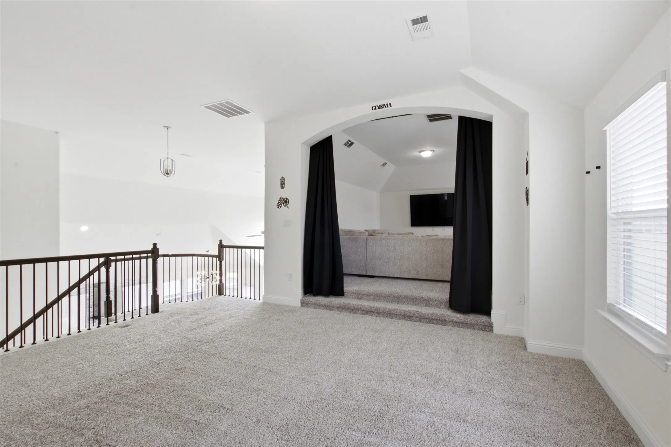 Single Family Residence For Sale in Dallas County , 318 Gleneagles Drive, Garland, Texas 75040, 5 Bedroom, 4 Bathroom, 2 Garage spaces, 3,270 Sqft, built in 2021, mls#21310521, Real Estate Agent in Garland, Homes For Sale in Dallas county, Homes For Sale in Garland, Realtor in Garland Texas, Real Estate Brokerage Independent Realty Texas, Luminita Cordes Realtor