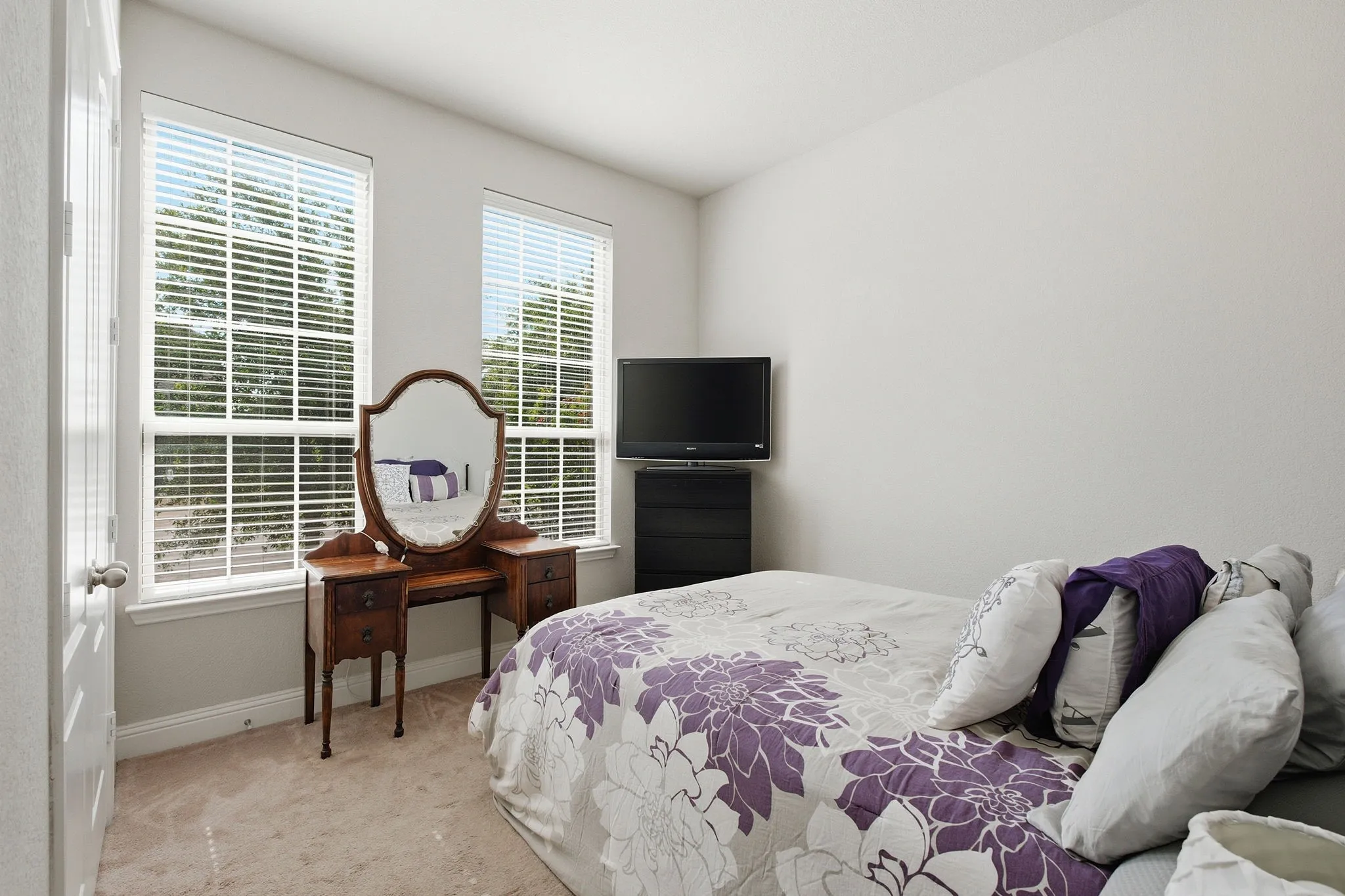 Single Family Residence For Sale in Collin County , 2111 Laurel Street, Melissa, Texas 75454, 4 Bedroom, 3 Bathroom, 2 Garage spaces, 2,729 Sqft, built in 2018, mls#21309711, Real Estate Agent in Melissa, Homes For Sale in Collin county, Homes For Sale in Melissa, Realtor in Melissa Texas, Real Estate Brokerage Independent Realty Texas, Luminita Cordes Realtor