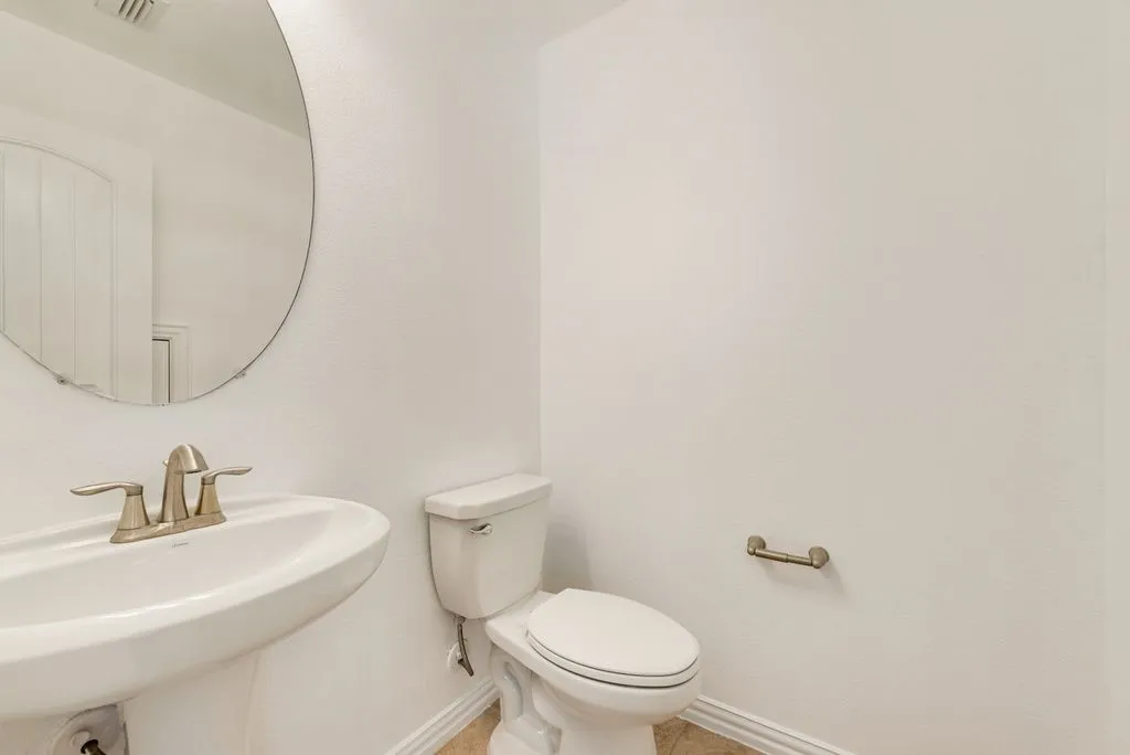 Single Family Residence For Sale in Denton County , 4720 River Edge Place, Frisco, Texas 75036, 4 Bedroom, 5 Bathroom, 2 Garage spaces, 3,575 Sqft, built in 2017, mls#21312571, Real Estate Agent in Frisco, Homes For Sale in Denton county, Homes For Sale in Frisco, Realtor in Frisco Texas, Real Estate Brokerage Independent Realty Texas, Luminita Cordes Realtor
