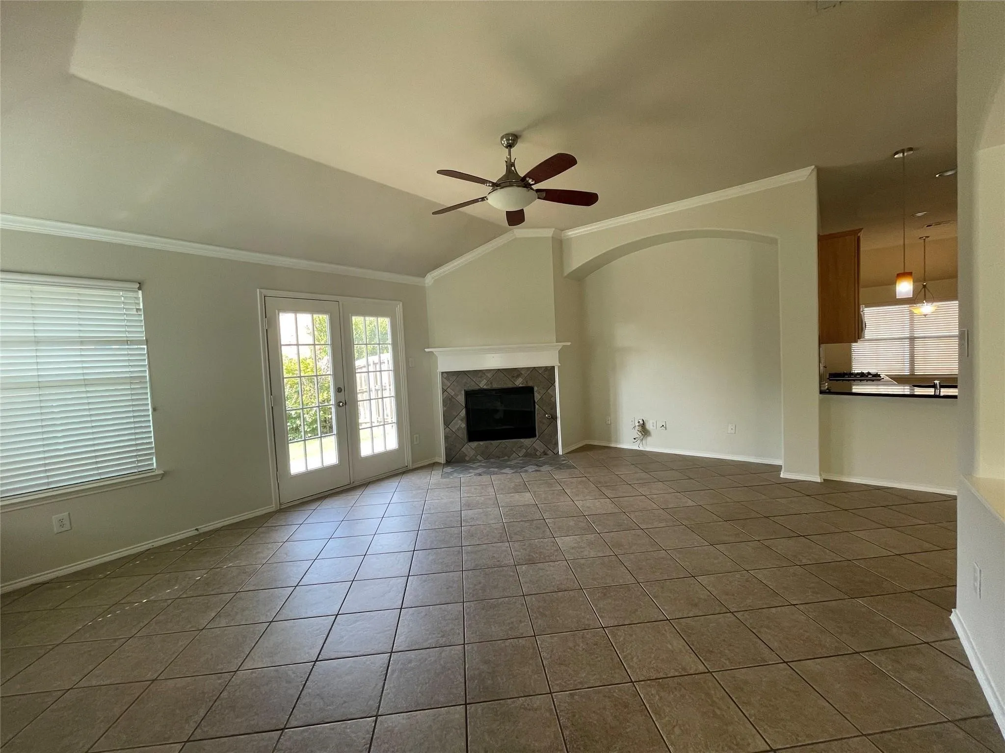 Single Family Residence For Rent in Collin County , 11920 Brownwood Drive, Frisco, Texas 75035, 3 Bedroom, 2 Bathroom, 2 Garage spaces, 1,895 Sqft, built in 2006, mls#21310064, Real Estate Agent in Frisco, Homes For Rent in Collin county, Homes For Rent in Frisco, Realtor in Frisco Texas, Real Estate Brokerage Independent Realty Texas, Luminita Cordes Realtor