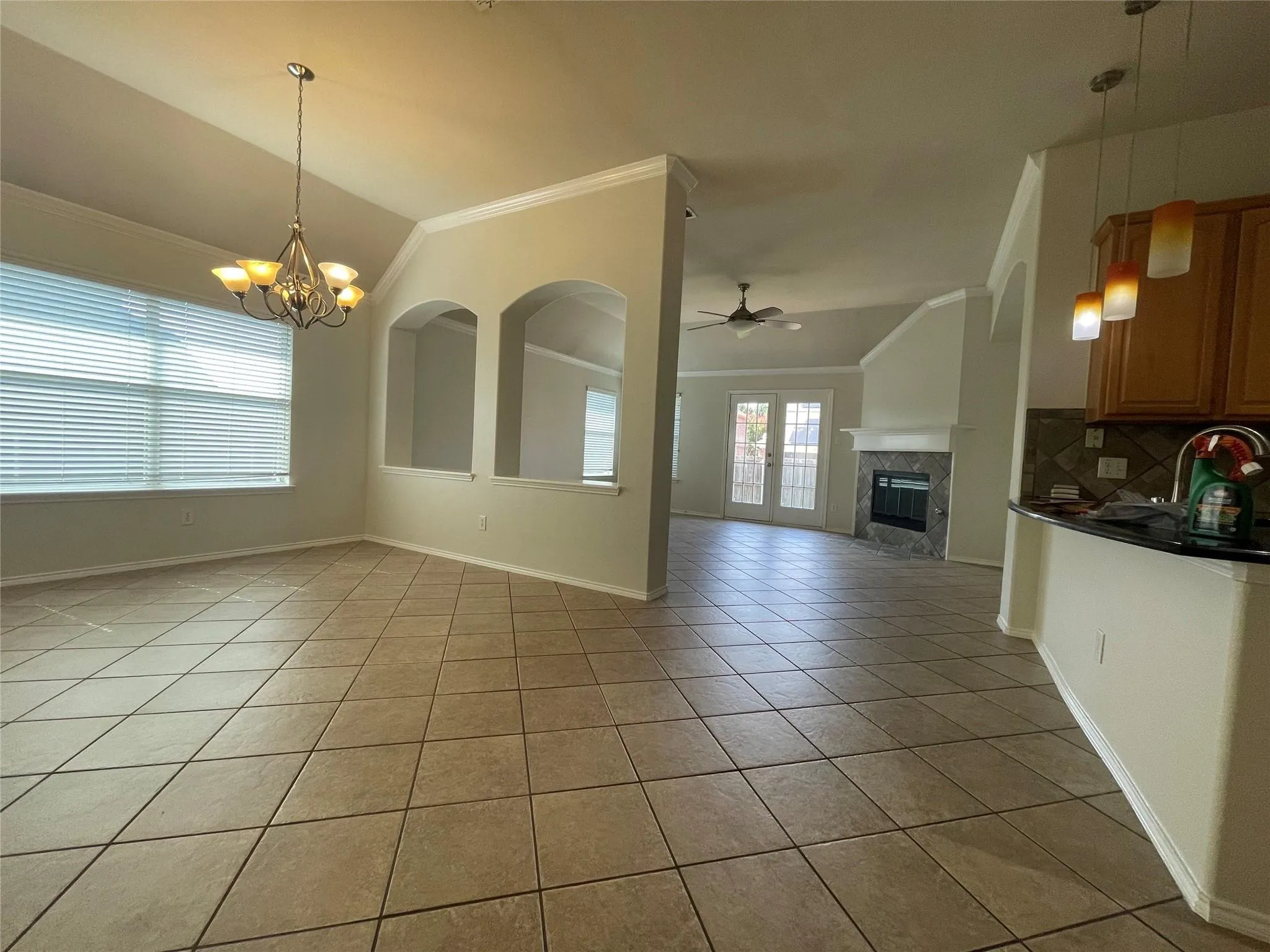 Single Family Residence For Rent in Collin County , 11920 Brownwood Drive, Frisco, Texas 75035, 3 Bedroom, 2 Bathroom, 2 Garage spaces, 1,895 Sqft, built in 2006, mls#21310064, Real Estate Agent in Frisco, Homes For Rent in Collin county, Homes For Rent in Frisco, Realtor in Frisco Texas, Real Estate Brokerage Independent Realty Texas, Luminita Cordes Realtor