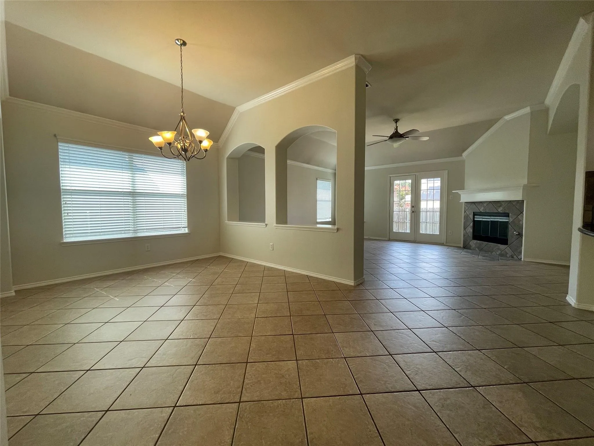 Single Family Residence For Rent in Collin County , 11920 Brownwood Drive, Frisco, Texas 75035, 3 Bedroom, 2 Bathroom, 2 Garage spaces, 1,895 Sqft, built in 2006, mls#21310064, Real Estate Agent in Frisco, Homes For Rent in Collin county, Homes For Rent in Frisco, Realtor in Frisco Texas, Real Estate Brokerage Independent Realty Texas, Luminita Cordes Realtor