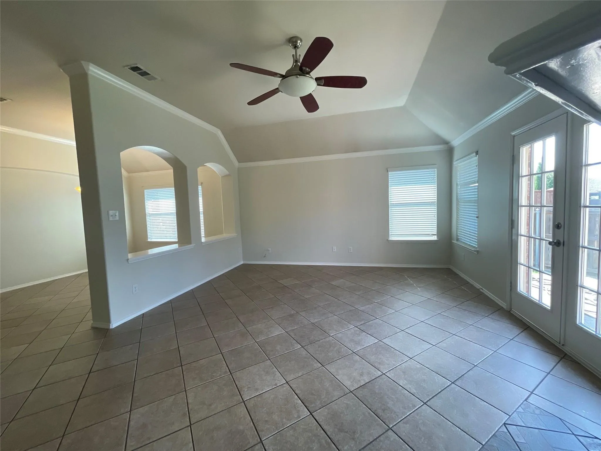 Single Family Residence For Rent in Collin County , 11920 Brownwood Drive, Frisco, Texas 75035, 3 Bedroom, 2 Bathroom, 2 Garage spaces, 1,895 Sqft, built in 2006, mls#21310064, Real Estate Agent in Frisco, Homes For Rent in Collin county, Homes For Rent in Frisco, Realtor in Frisco Texas, Real Estate Brokerage Independent Realty Texas, Luminita Cordes Realtor