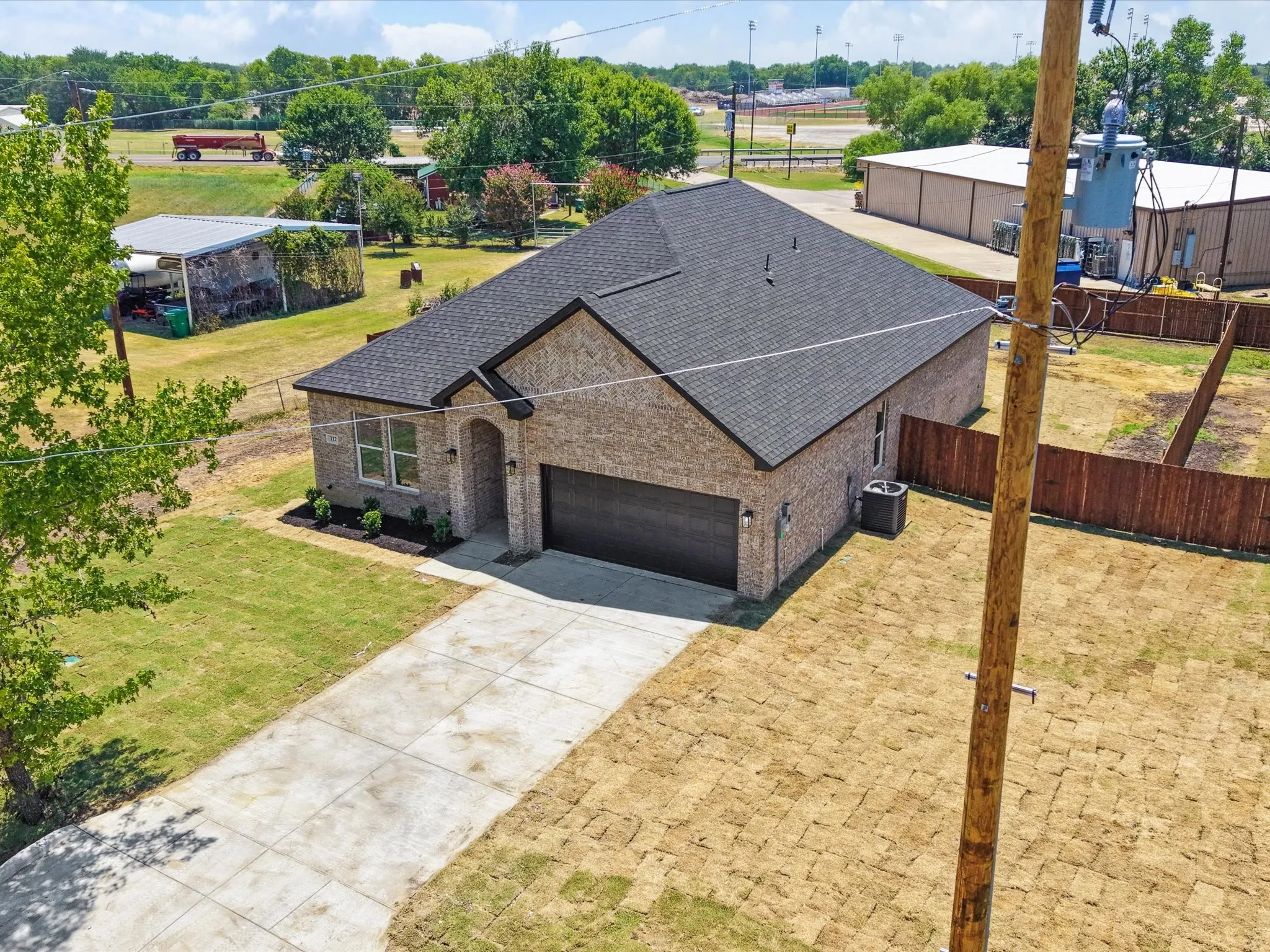 Single Family Residence For Sale in Kaufman County , 112 Miller Road, Kemp, Texas 75143, 4 Bedroom, 3 Bathroom, 2 Garage spaces, 1,942 Sqft, built in 2024, mls#21311757, Real Estate Agent in Kemp, Homes For Sale in Kaufman county, Homes For Sale in Kemp, Realtor in Kemp Texas, Real Estate Brokerage Independent Realty Texas, Luminita Cordes Realtor