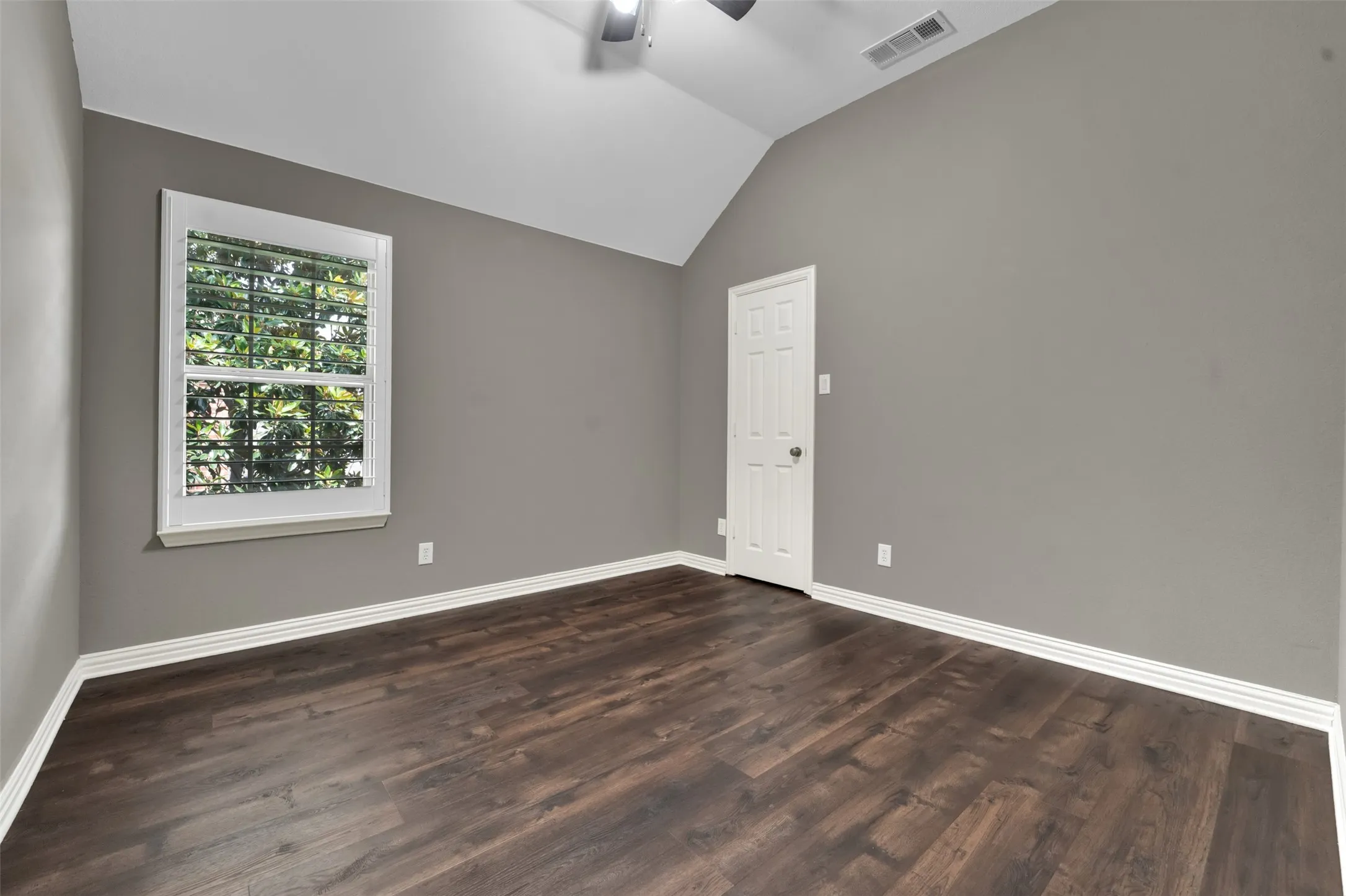 Single Family Residence For Sale in Collin County , 902 Greystone Drive, Allen, Texas 75013, 4 Bedroom, 4 Bathroom, 3 Garage spaces, 3,582 Sqft, built in 2008, mls#21312506, Real Estate Agent in Allen, Homes For Sale in Collin county, Homes For Sale in Allen, Realtor in Allen Texas, Real Estate Brokerage Independent Realty Texas, Luminita Cordes Realtor