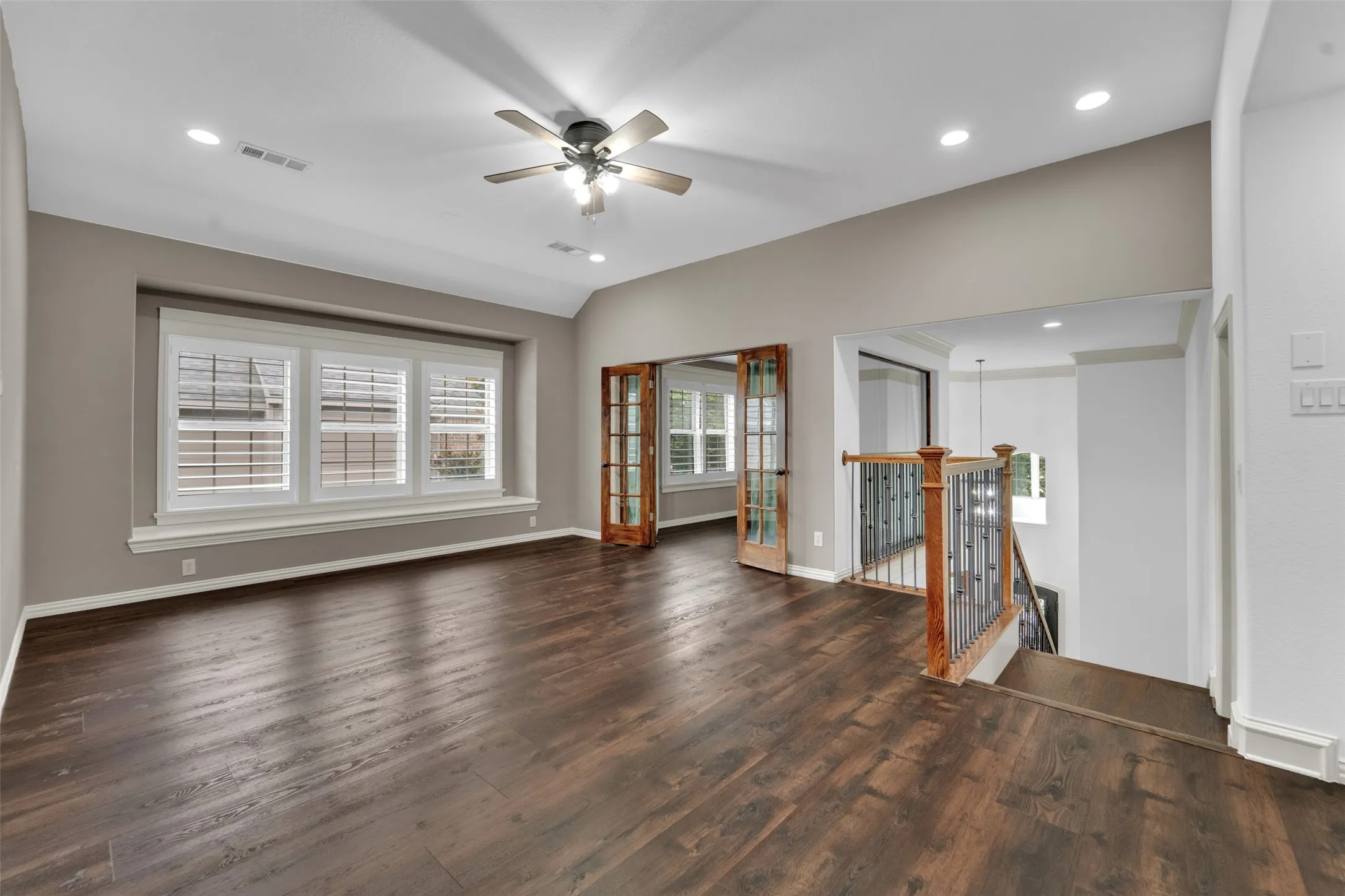Single Family Residence For Sale in Collin County , 902 Greystone Drive, Allen, Texas 75013, 4 Bedroom, 4 Bathroom, 3 Garage spaces, 3,582 Sqft, built in 2008, mls#21312506, Real Estate Agent in Allen, Homes For Sale in Collin county, Homes For Sale in Allen, Realtor in Allen Texas, Real Estate Brokerage Independent Realty Texas, Luminita Cordes Realtor