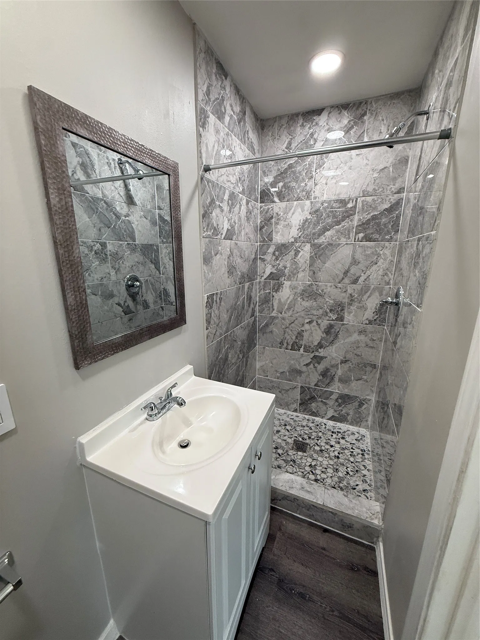 Single Family Residence For Rent in Dallas County , 10403 Sandra Lynn Drive, Dallas, Texas 75228, 3 Bedroom, 2 Bathroom, Garage spaces, 1,492 Sqft, built in 1955, mls#21312596, Real Estate Agent in Dallas, Homes For Rent in Dallas county, Homes For Rent in Dallas, Realtor in Dallas Texas, Real Estate Brokerage Independent Realty Texas, Luminita Cordes Realtor