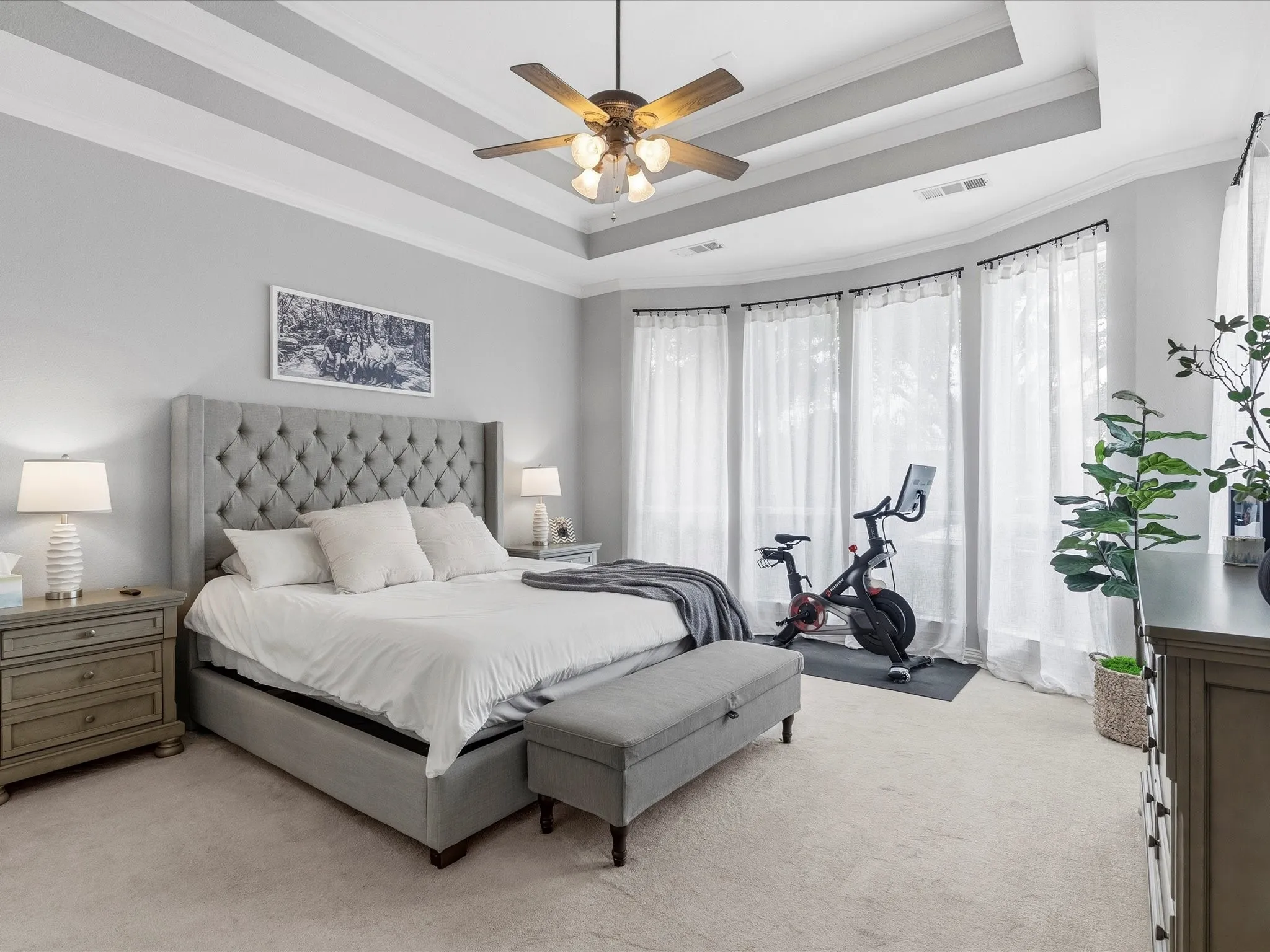 Single Family Residence For Sale in Denton County , 5213 Balmoral Lane, Flower Mound, Texas 75028, 4 Bedroom, 4 Bathroom, 3 Garage spaces, 4,192 Sqft, built in 1999, mls#21311151, Real Estate Agent in Flower Mound, Homes For Sale in Denton county, Homes For Sale in Flower Mound, Realtor in Flower Mound Texas, Real Estate Brokerage Independent Realty Texas, Luminita Cordes Realtor