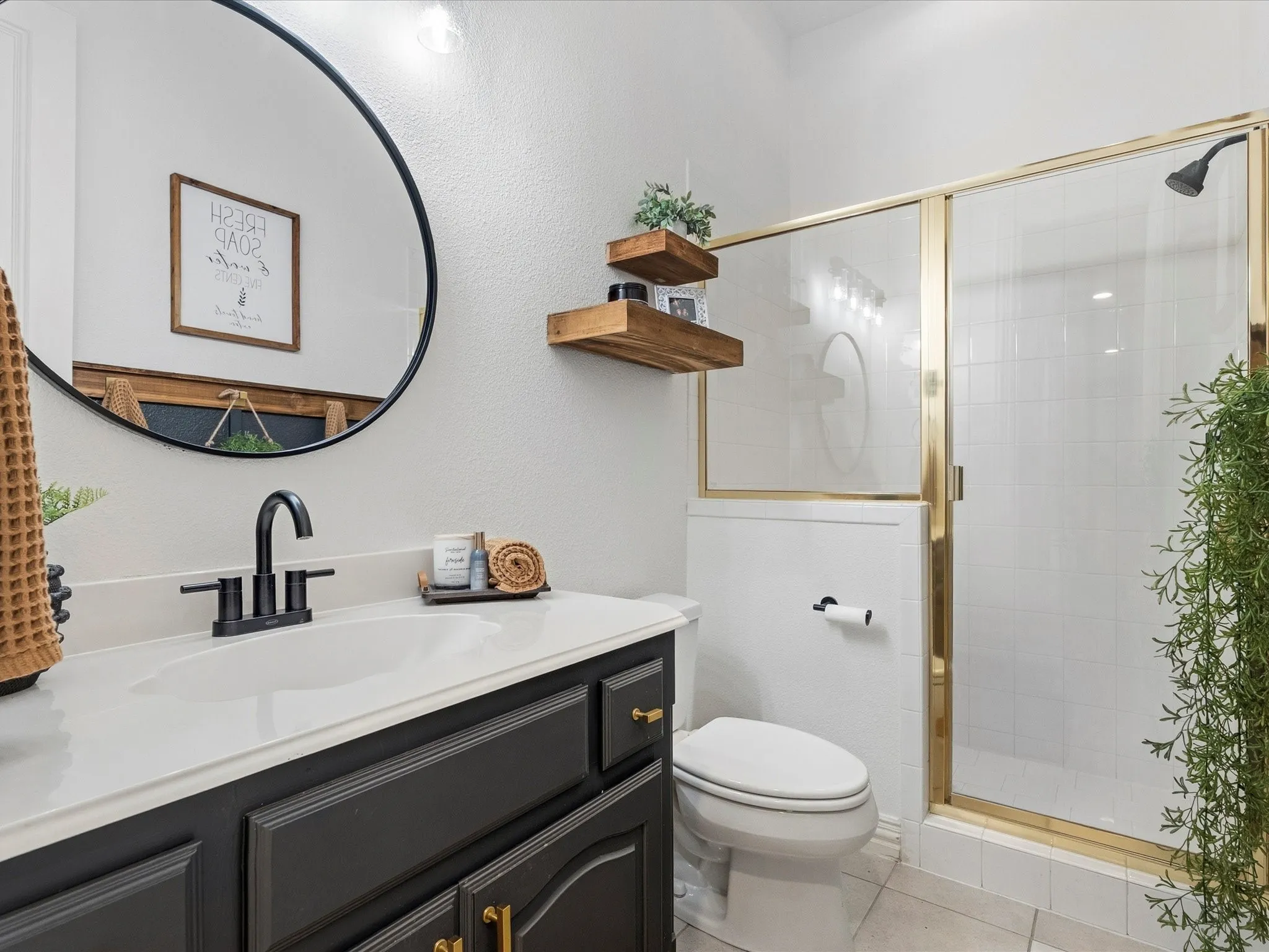 Single Family Residence For Sale in Denton County , 5213 Balmoral Lane, Flower Mound, Texas 75028, 4 Bedroom, 4 Bathroom, 3 Garage spaces, 4,192 Sqft, built in 1999, mls#21311151, Real Estate Agent in Flower Mound, Homes For Sale in Denton county, Homes For Sale in Flower Mound, Realtor in Flower Mound Texas, Real Estate Brokerage Independent Realty Texas, Luminita Cordes Realtor