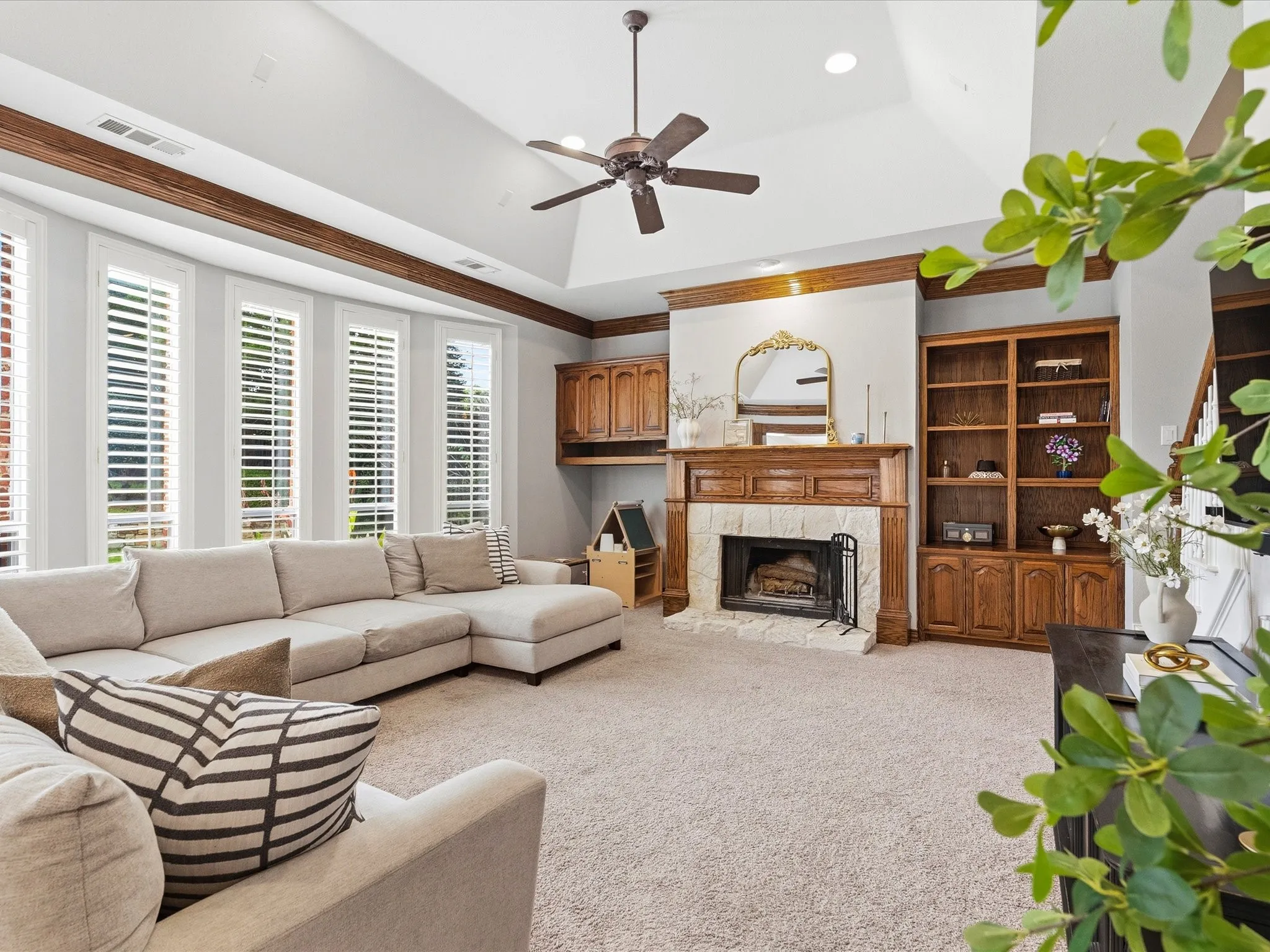 Single Family Residence For Sale in Denton County , 5213 Balmoral Lane, Flower Mound, Texas 75028, 4 Bedroom, 4 Bathroom, 3 Garage spaces, 4,192 Sqft, built in 1999, mls#21311151, Real Estate Agent in Flower Mound, Homes For Sale in Denton county, Homes For Sale in Flower Mound, Realtor in Flower Mound Texas, Real Estate Brokerage Independent Realty Texas, Luminita Cordes Realtor