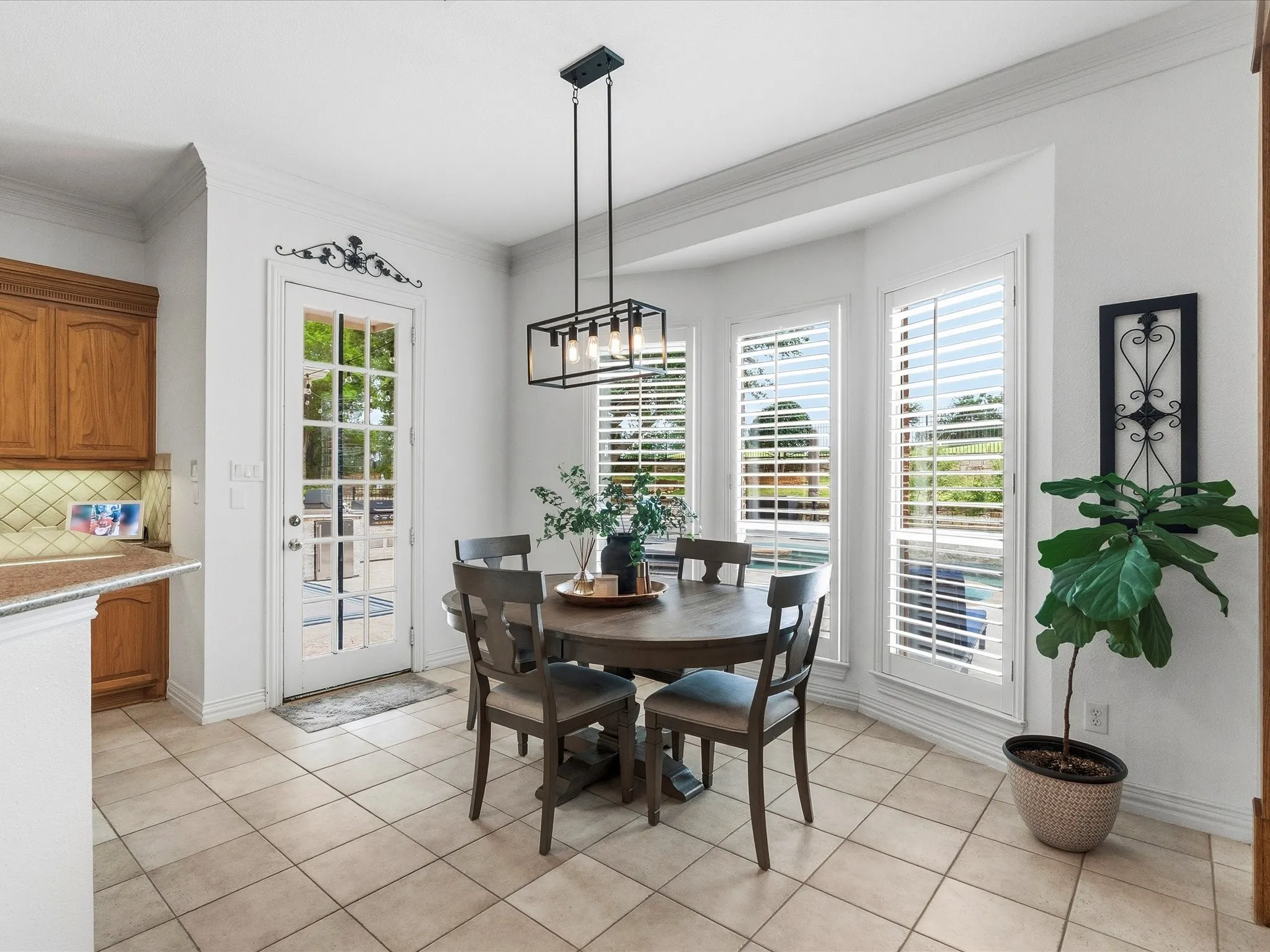 Single Family Residence For Sale in Denton County , 5213 Balmoral Lane, Flower Mound, Texas 75028, 4 Bedroom, 4 Bathroom, 3 Garage spaces, 4,192 Sqft, built in 1999, mls#21311151, Real Estate Agent in Flower Mound, Homes For Sale in Denton county, Homes For Sale in Flower Mound, Realtor in Flower Mound Texas, Real Estate Brokerage Independent Realty Texas, Luminita Cordes Realtor