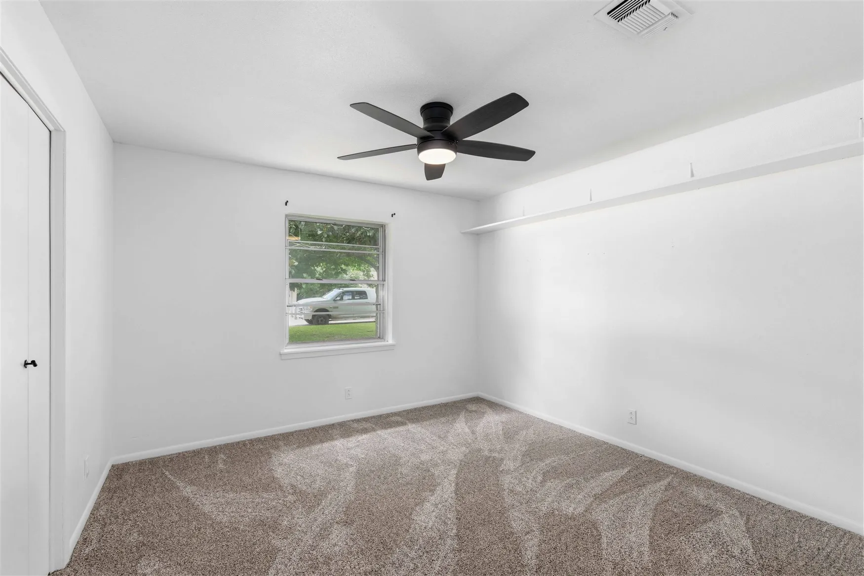 Single Family Residence For Sale in Brown County , 2403 Monticello Street, Brownwood, Texas 76801, 3 Bedroom, 2 Bathroom, 2 Garage spaces, 1,485 Sqft, built in 1972, mls#21312566, Real Estate Agent in Brownwood, Homes For Sale in Brown county, Homes For Sale in Brownwood, Realtor in Brownwood Texas, Real Estate Brokerage Independent Realty Texas, Luminita Cordes Realtor