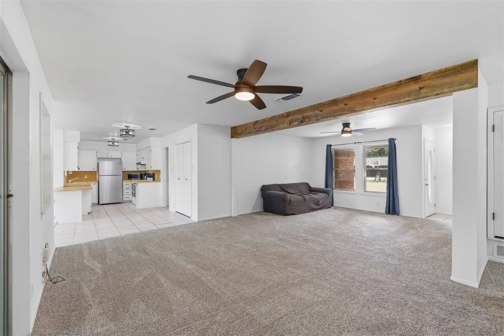 Single Family Residence For Sale in Brown County , 2403 Monticello Street, Brownwood, Texas 76801, 3 Bedroom, 2 Bathroom, 2 Garage spaces, 1,485 Sqft, built in 1972, mls#21312566, Real Estate Agent in Brownwood, Homes For Sale in Brown county, Homes For Sale in Brownwood, Realtor in Brownwood Texas, Real Estate Brokerage Independent Realty Texas, Luminita Cordes Realtor