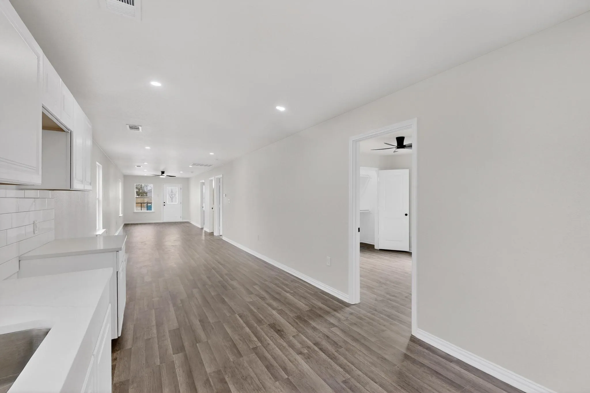 Single Family Residence For Sale in Dallas County , 1541 Caldwell Street, Dallas, Texas 75223, 4 Bedroom, 2 Bathroom, Garage spaces, 1,303 Sqft, built in 2025, mls#21312608, Real Estate Agent in Dallas, Homes For Sale in Dallas county, Homes For Sale in Dallas, Realtor in Dallas Texas, Real Estate Brokerage Independent Realty Texas, Luminita Cordes Realtor