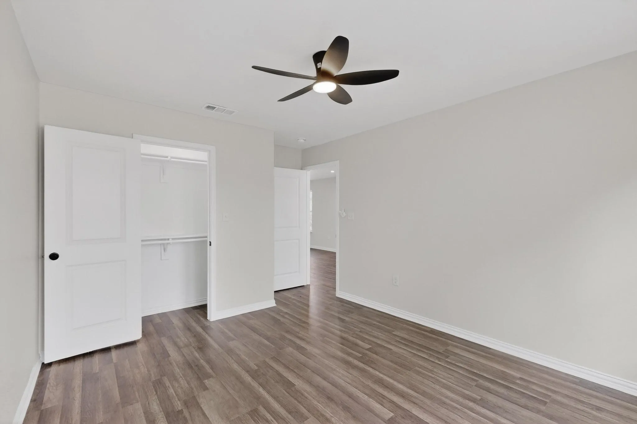 Single Family Residence For Sale in Dallas County , 1541 Caldwell Street, Dallas, Texas 75223, 4 Bedroom, 2 Bathroom, Garage spaces, 1,303 Sqft, built in 2025, mls#21312608, Real Estate Agent in Dallas, Homes For Sale in Dallas county, Homes For Sale in Dallas, Realtor in Dallas Texas, Real Estate Brokerage Independent Realty Texas, Luminita Cordes Realtor