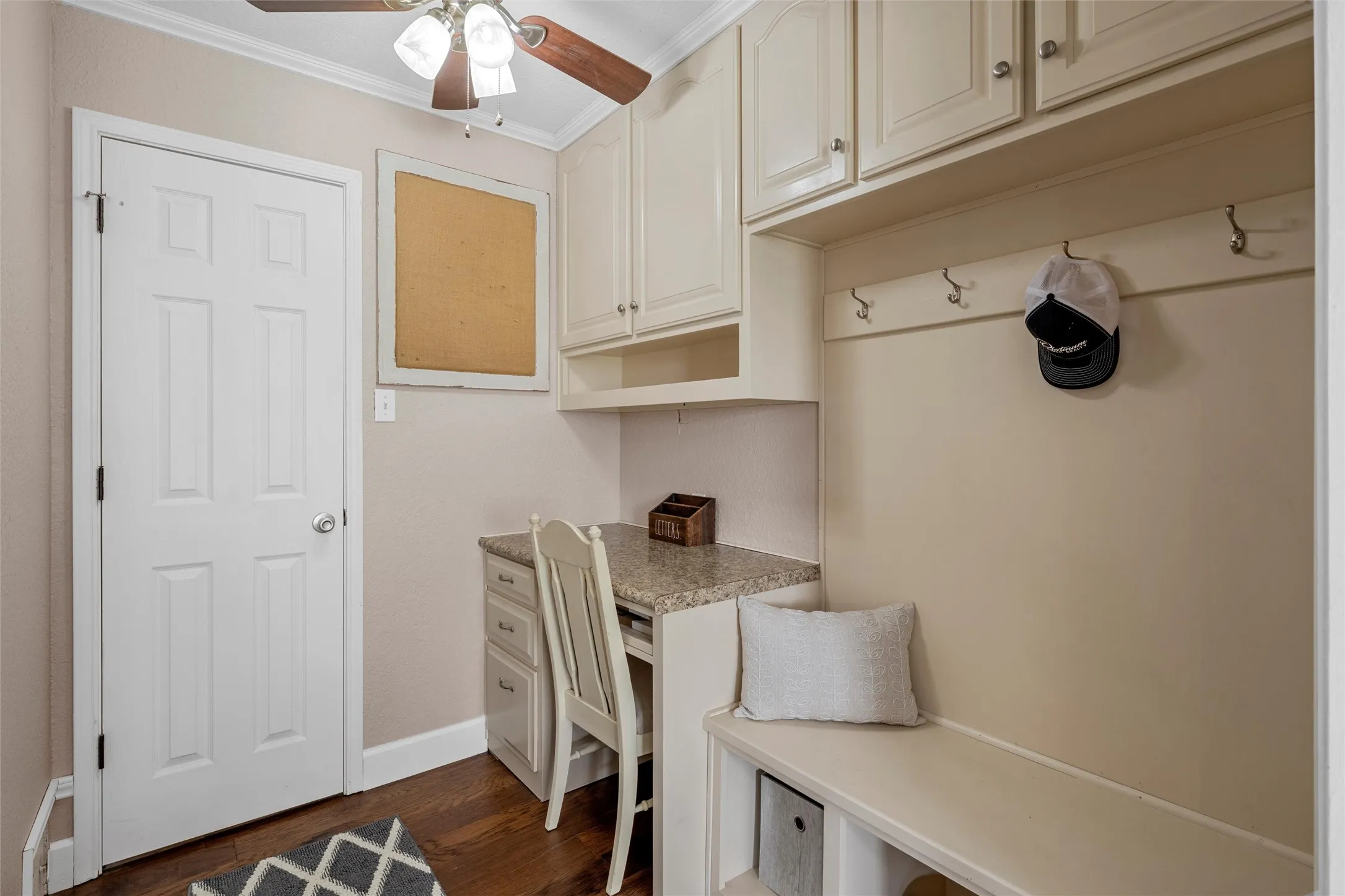 Single Family Residence For Sale in Mc Lennan County , 4381 County Line Parkway, Mart, Texas 76664, 3 Bedroom, 2 Bathroom, 2 Garage spaces, 1,902 Sqft, built in 1992, mls#21310395, Real Estate Agent in Mart, Homes For Sale in Mc Lennan county, Homes For Sale in Mart, Realtor in Mart Texas, Real Estate Brokerage Independent Realty Texas, Luminita Cordes Realtor
