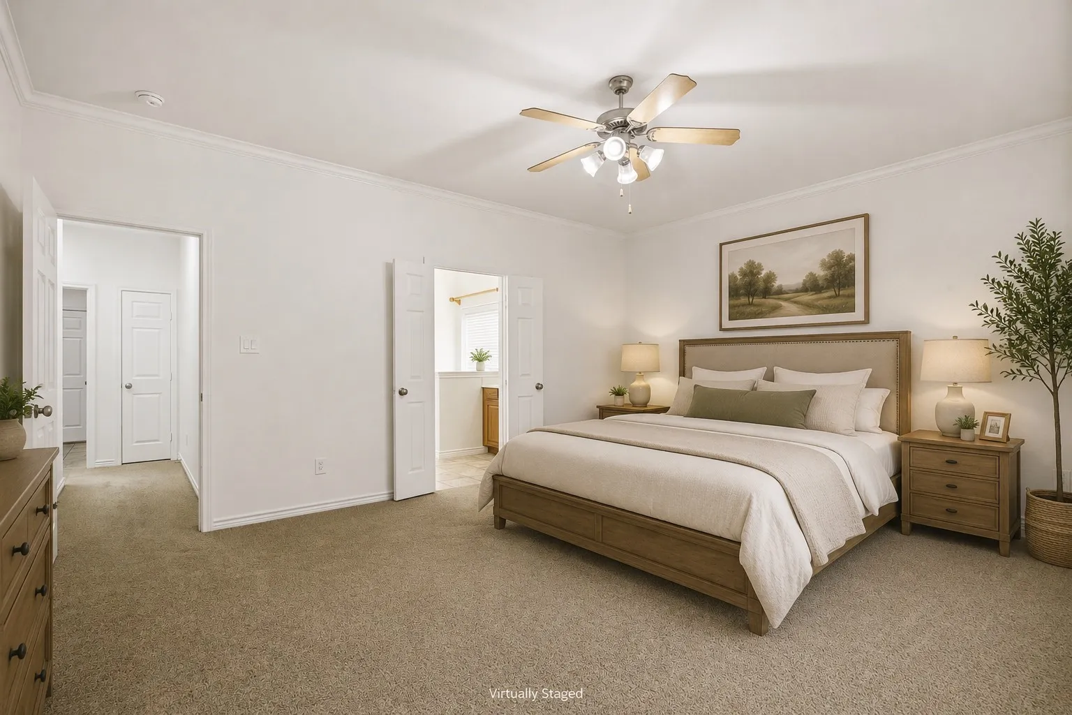 Primary suite, spacious