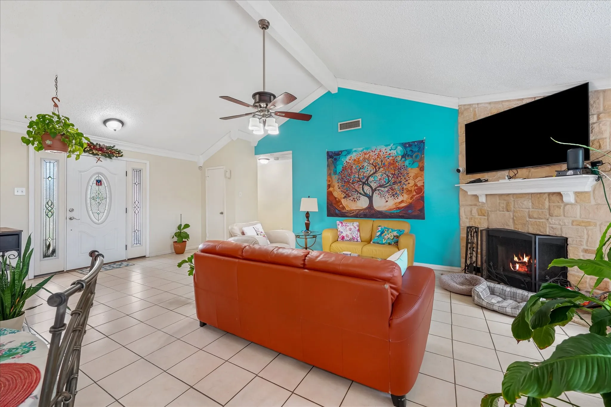 Single Family Residence For Sale in Dallas County , 3030 Meadow Creek Court, Grand Prairie, Texas 75052, 3 Bedroom, 2 Bathroom, 2 Garage spaces, 1,451 Sqft, built in 1983, mls#21312614, Real Estate Agent in Grand Prairie, Homes For Sale in Dallas county, Homes For Sale in Grand Prairie, Realtor in Grand Prairie Texas, Real Estate Brokerage Independent Realty Texas, Luminita Cordes Realtor