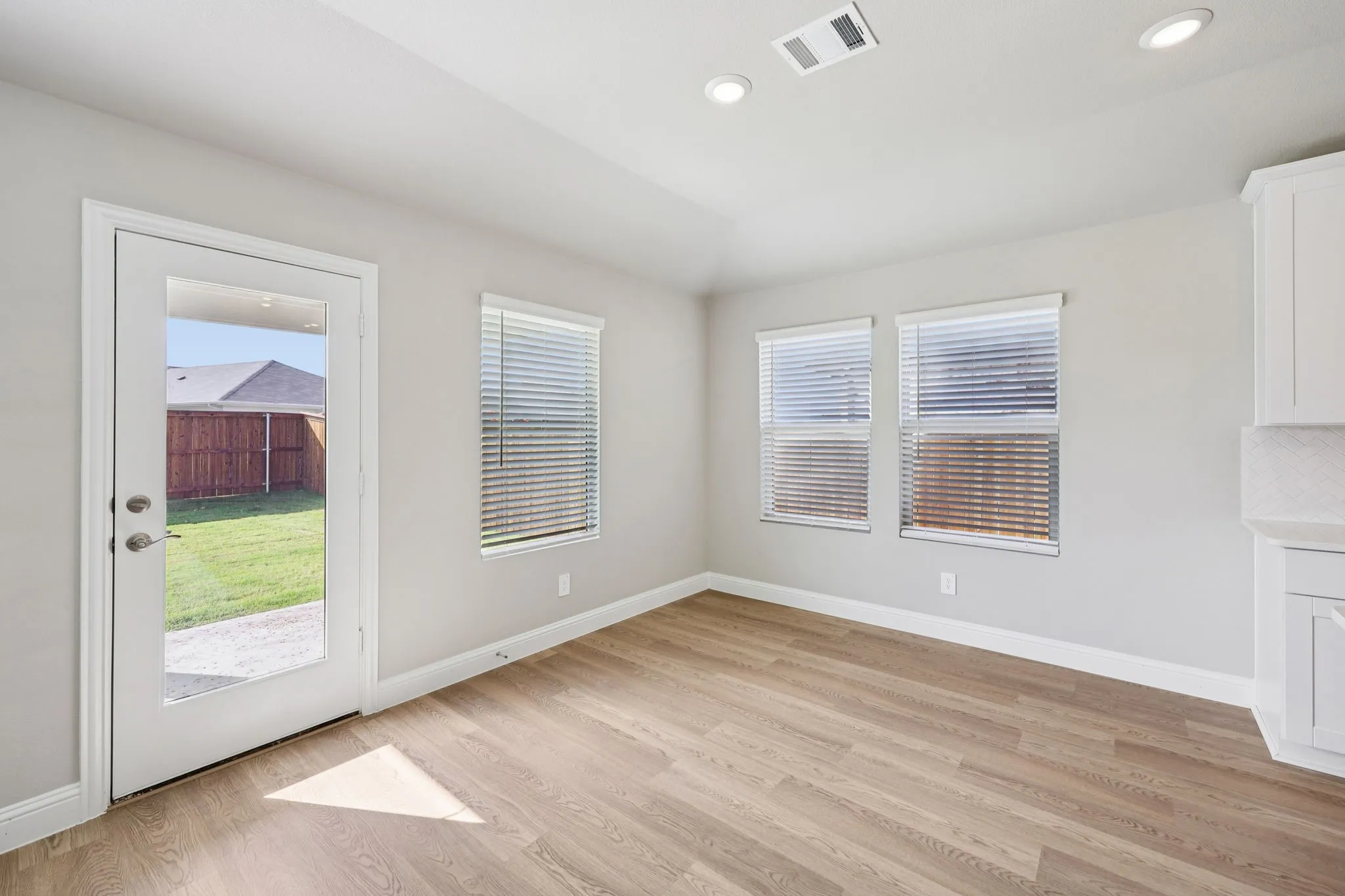 Photo is not of the actual home, but is an inspirational photo of builder’s model home and may depict options, furnishings, and/or decorator features that are not included.