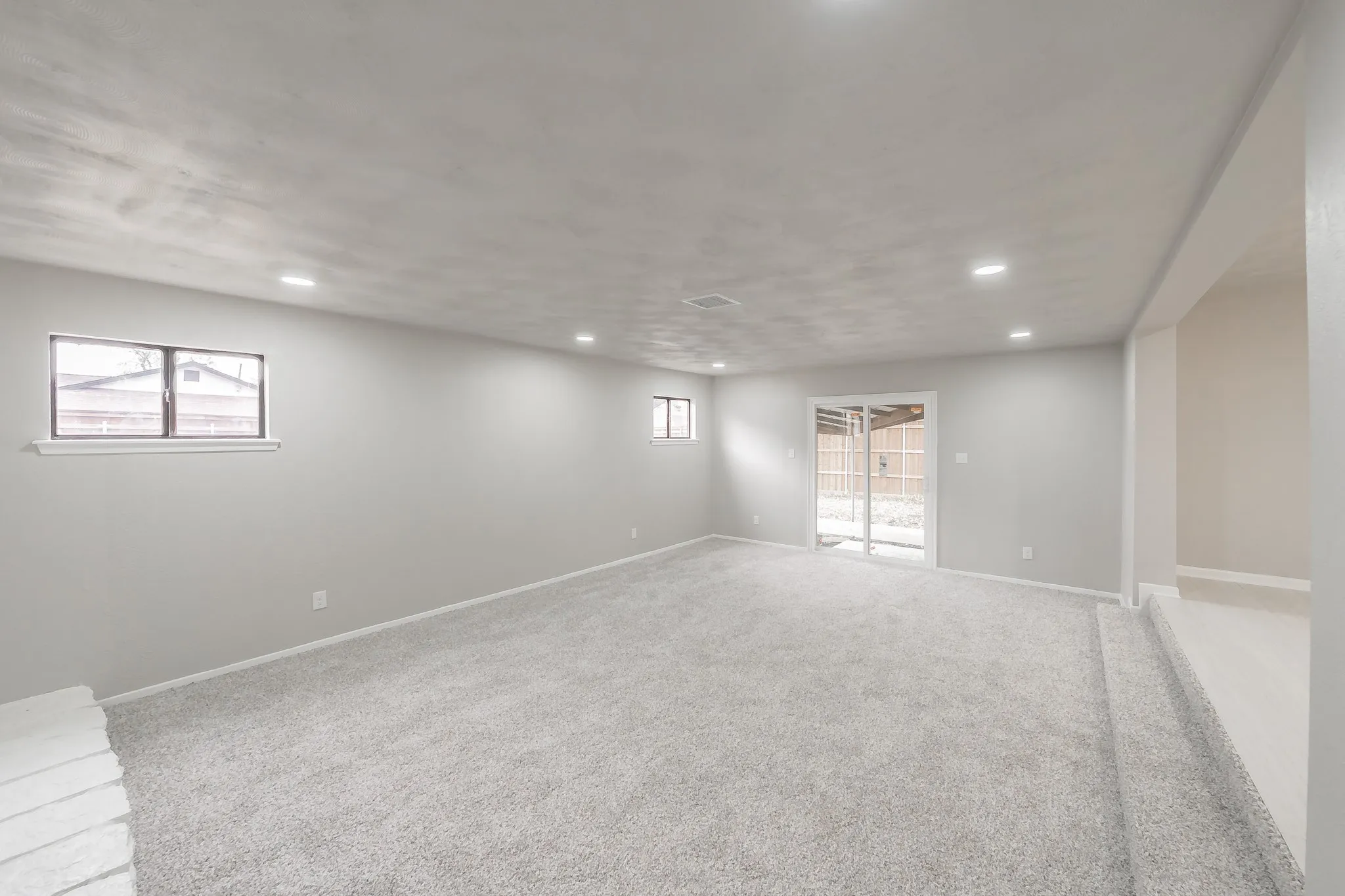 Single Family Residence For Sale in Dallas County , 4518 Live Oak Drive, Mesquite, Texas 75150, 3 Bedroom, 2 Bathroom, 2 Garage spaces, 1,732 Sqft, built in 1961, mls#21312504, Real Estate Agent in Mesquite, Homes For Sale in Dallas county, Homes For Sale in Mesquite, Realtor in Mesquite Texas, Real Estate Brokerage Independent Realty Texas, Luminita Cordes Realtor