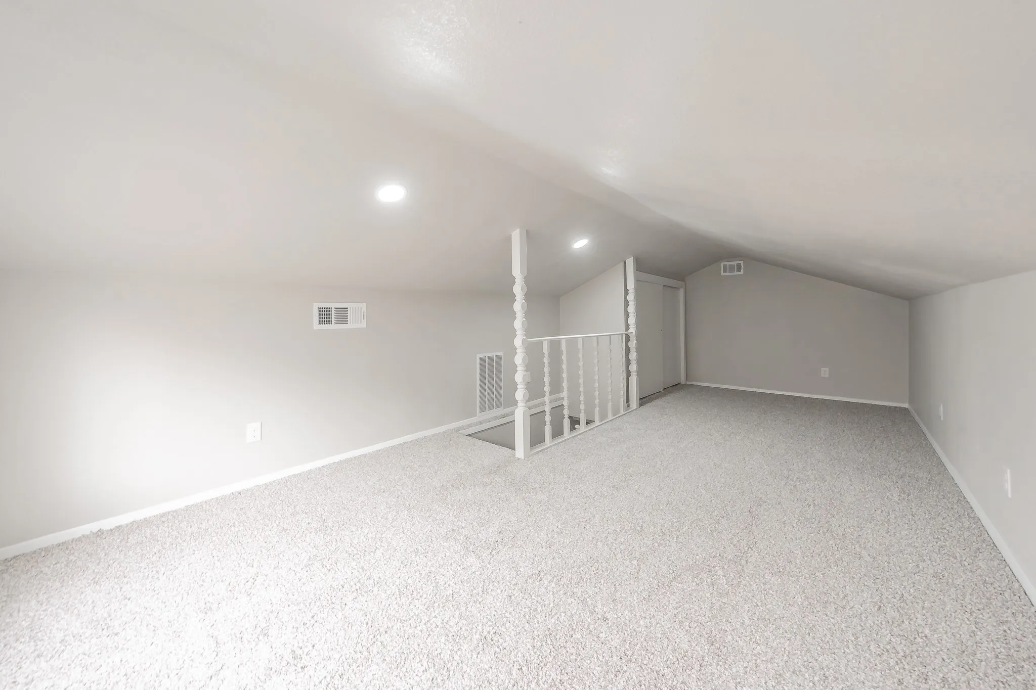Single Family Residence For Sale in Dallas County , 4518 Live Oak Drive, Mesquite, Texas 75150, 3 Bedroom, 2 Bathroom, 2 Garage spaces, 1,732 Sqft, built in 1961, mls#21312504, Real Estate Agent in Mesquite, Homes For Sale in Dallas county, Homes For Sale in Mesquite, Realtor in Mesquite Texas, Real Estate Brokerage Independent Realty Texas, Luminita Cordes Realtor