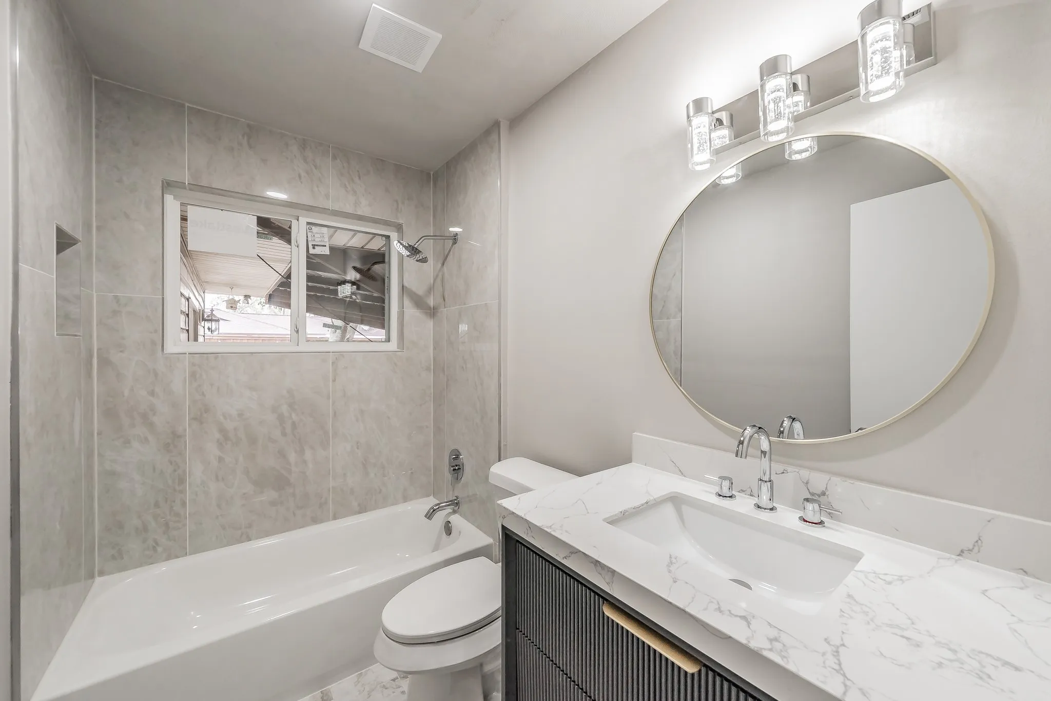Single Family Residence For Sale in Dallas County , 4518 Live Oak Drive, Mesquite, Texas 75150, 3 Bedroom, 2 Bathroom, 2 Garage spaces, 1,732 Sqft, built in 1961, mls#21312504, Real Estate Agent in Mesquite, Homes For Sale in Dallas county, Homes For Sale in Mesquite, Realtor in Mesquite Texas, Real Estate Brokerage Independent Realty Texas, Luminita Cordes Realtor