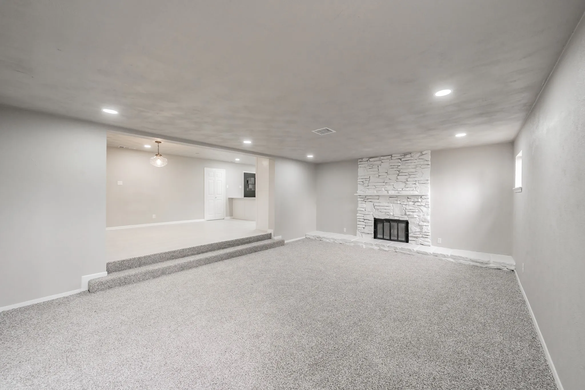 Single Family Residence For Sale in Dallas County , 4518 Live Oak Drive, Mesquite, Texas 75150, 3 Bedroom, 2 Bathroom, 2 Garage spaces, 1,732 Sqft, built in 1961, mls#21312504, Real Estate Agent in Mesquite, Homes For Sale in Dallas county, Homes For Sale in Mesquite, Realtor in Mesquite Texas, Real Estate Brokerage Independent Realty Texas, Luminita Cordes Realtor