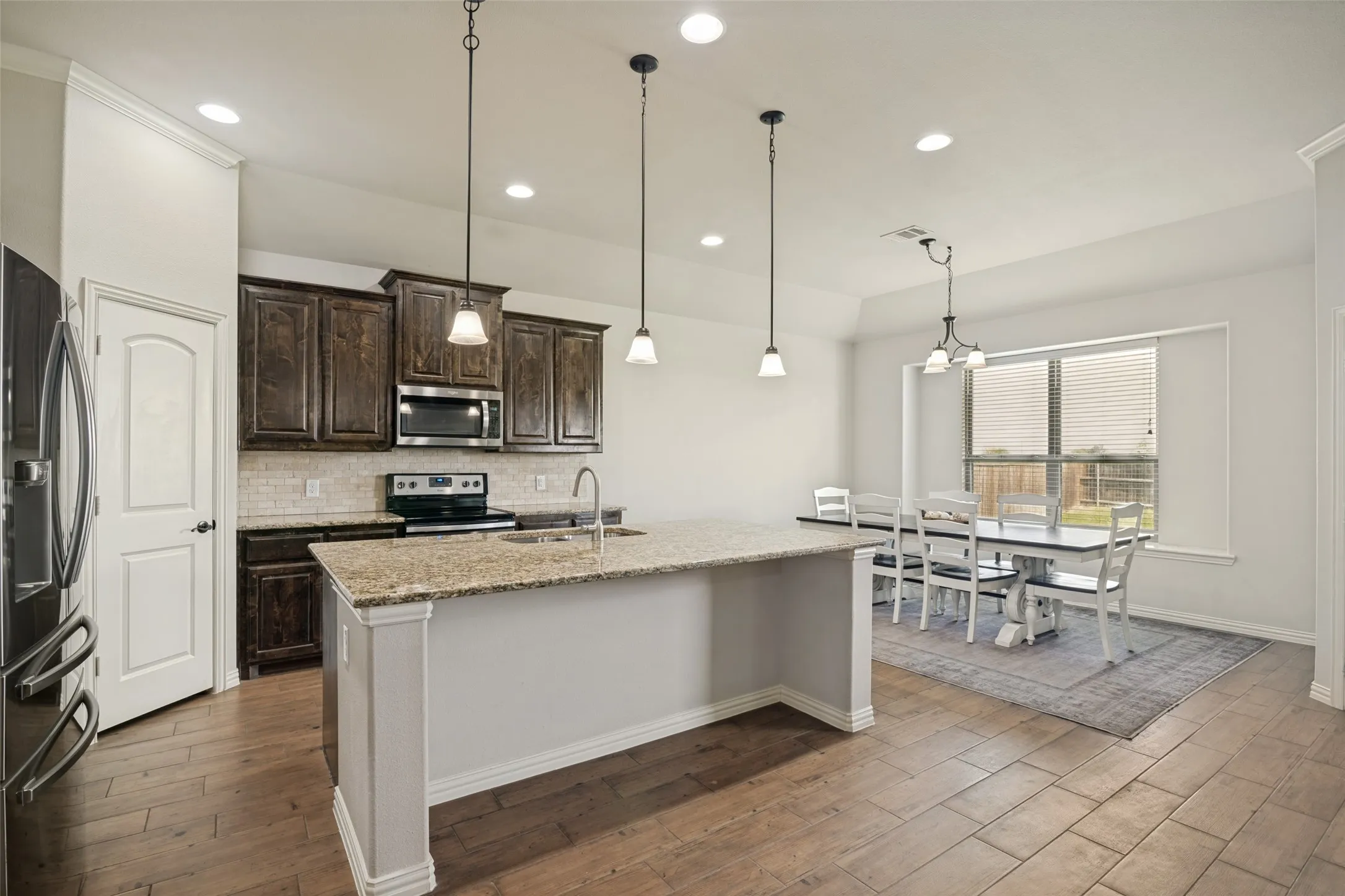 Single Family Residence For Sale in Collin County , 465 Collin Street, Nevada, Texas 75173, 3 Bedroom, 2 Bathroom, 2 Garage spaces, 1,881 Sqft, built in 2018, mls#21312630, Real Estate Agent in Nevada, Homes For Sale in Collin county, Homes For Sale in Nevada, Realtor in Nevada Texas, Real Estate Brokerage Independent Realty Texas, Luminita Cordes Realtor