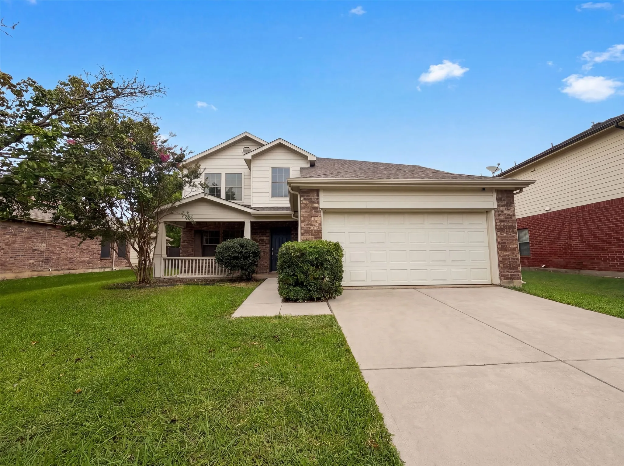 Single Family Residence For Sale in Collin County , 2014 Tanur Cascade Drive, Anna, Texas 75409, 4 Bedroom, 3 Bathroom, 2 Garage spaces, 2,709 Sqft, built in 2003, mls#21312646, Real Estate Agent in Anna, Homes For Sale in Collin county, Homes For Sale in Anna, Realtor in Anna Texas, Real Estate Brokerage Independent Realty Texas, Luminita Cordes Realtor