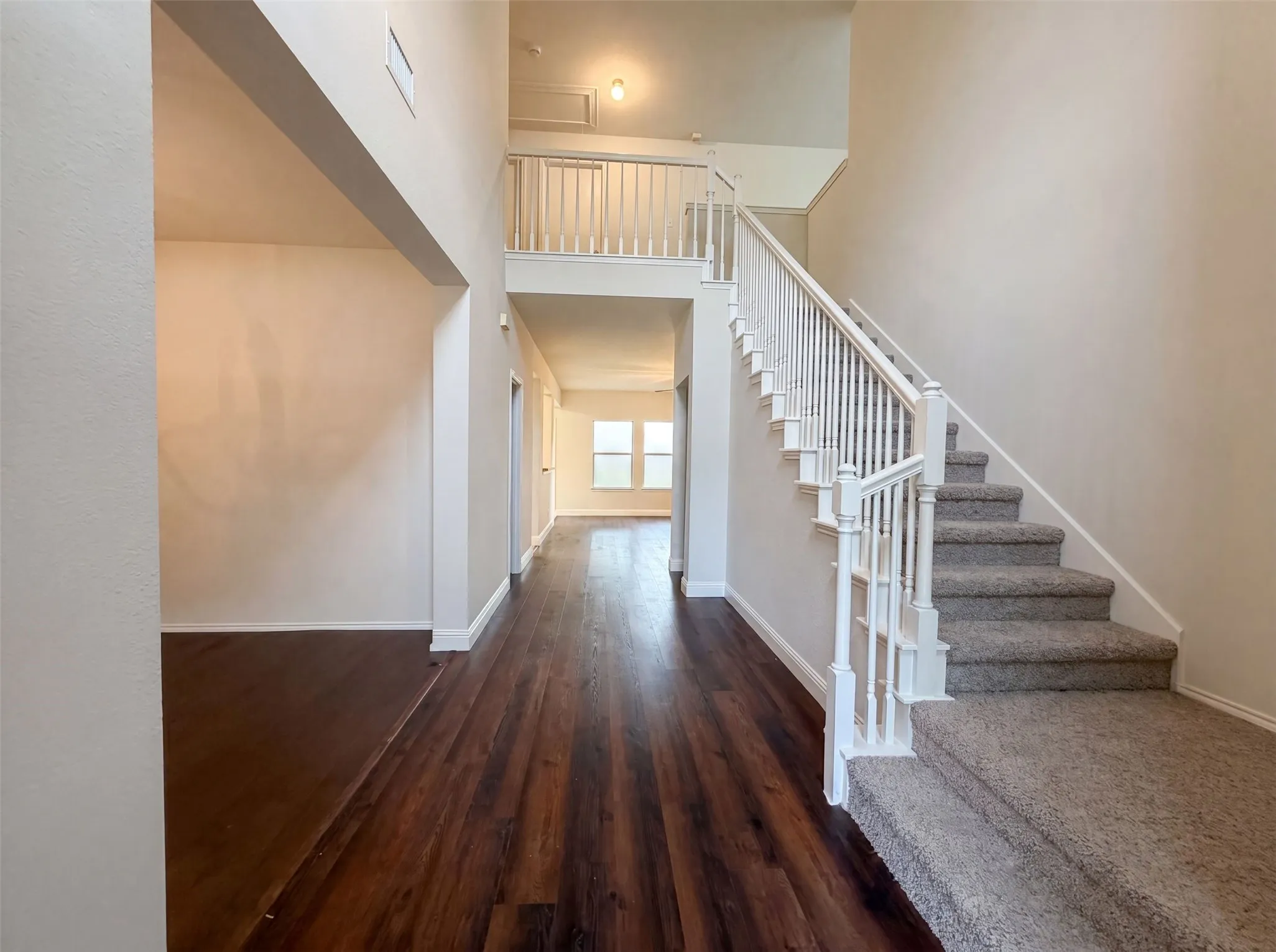 Single Family Residence For Sale in Collin County , 2014 Tanur Cascade Drive, Anna, Texas 75409, 4 Bedroom, 3 Bathroom, 2 Garage spaces, 2,709 Sqft, built in 2003, mls#21312646, Real Estate Agent in Anna, Homes For Sale in Collin county, Homes For Sale in Anna, Realtor in Anna Texas, Real Estate Brokerage Independent Realty Texas, Luminita Cordes Realtor