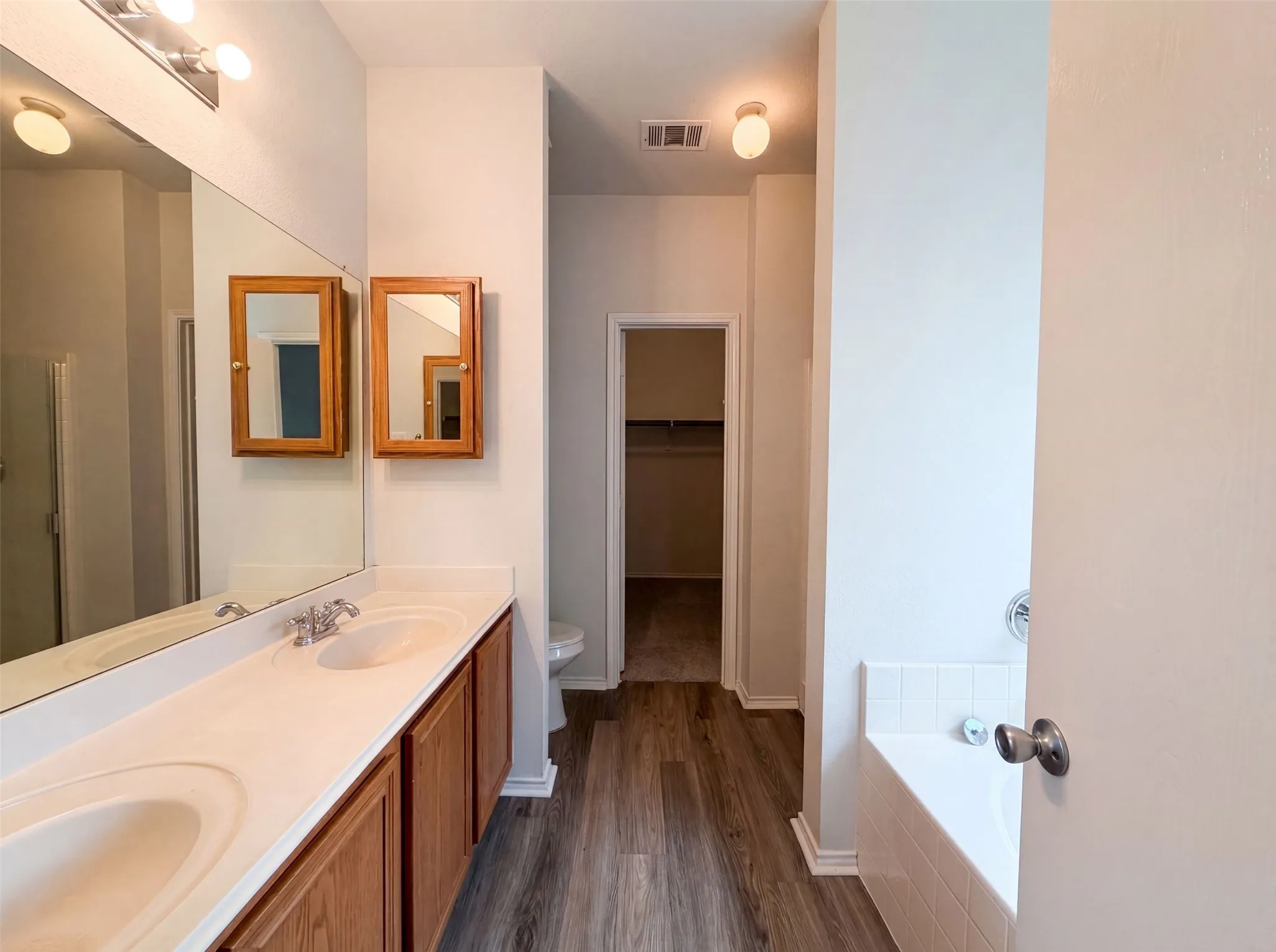Single Family Residence For Sale in Collin County , 2014 Tanur Cascade Drive, Anna, Texas 75409, 4 Bedroom, 3 Bathroom, 2 Garage spaces, 2,709 Sqft, built in 2003, mls#21312646, Real Estate Agent in Anna, Homes For Sale in Collin county, Homes For Sale in Anna, Realtor in Anna Texas, Real Estate Brokerage Independent Realty Texas, Luminita Cordes Realtor