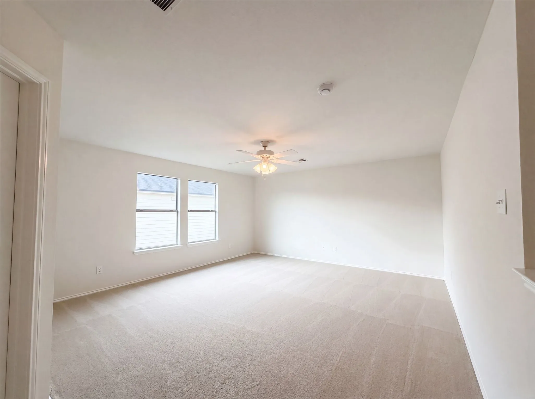 Single Family Residence For Sale in Collin County , 2014 Tanur Cascade Drive, Anna, Texas 75409, 4 Bedroom, 3 Bathroom, 2 Garage spaces, 2,709 Sqft, built in 2003, mls#21312646, Real Estate Agent in Anna, Homes For Sale in Collin county, Homes For Sale in Anna, Realtor in Anna Texas, Real Estate Brokerage Independent Realty Texas, Luminita Cordes Realtor