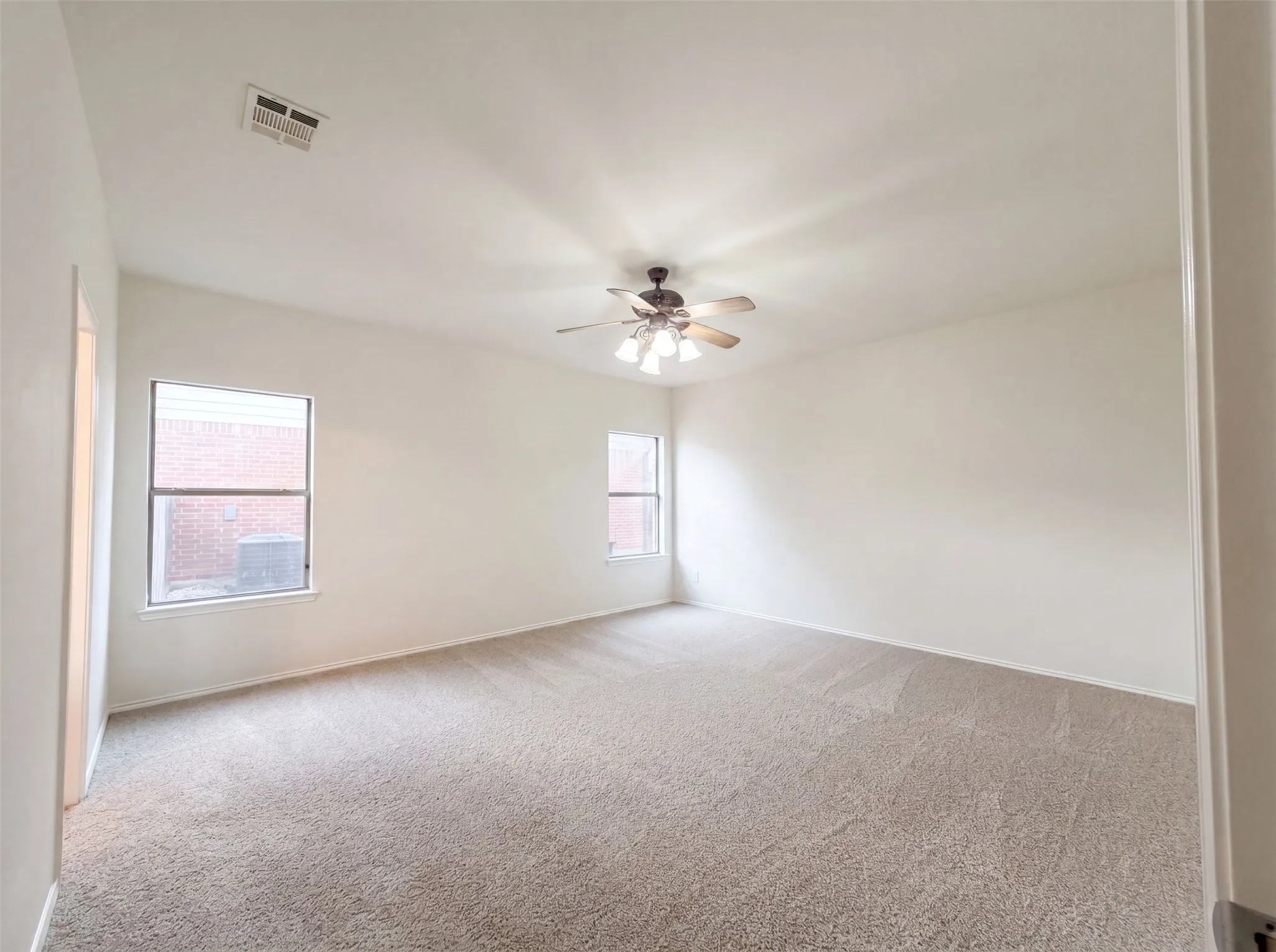 Single Family Residence For Sale in Collin County , 2014 Tanur Cascade Drive, Anna, Texas 75409, 4 Bedroom, 3 Bathroom, 2 Garage spaces, 2,709 Sqft, built in 2003, mls#21312646, Real Estate Agent in Anna, Homes For Sale in Collin county, Homes For Sale in Anna, Realtor in Anna Texas, Real Estate Brokerage Independent Realty Texas, Luminita Cordes Realtor
