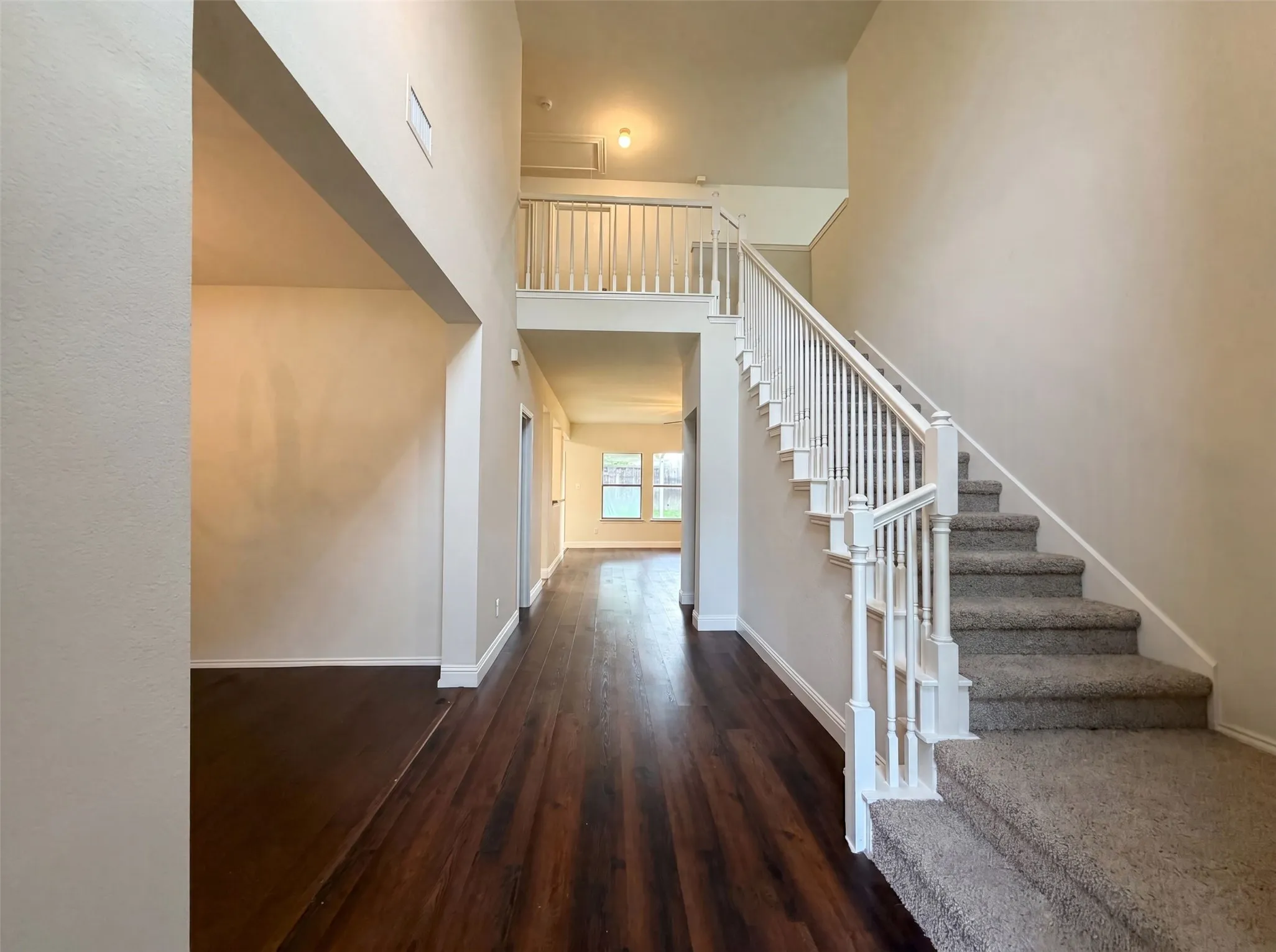 Single Family Residence For Sale in Collin County , 2014 Tanur Cascade Drive, Anna, Texas 75409, 4 Bedroom, 3 Bathroom, 2 Garage spaces, 2,709 Sqft, built in 2003, mls#21312646, Real Estate Agent in Anna, Homes For Sale in Collin county, Homes For Sale in Anna, Realtor in Anna Texas, Real Estate Brokerage Independent Realty Texas, Luminita Cordes Realtor
