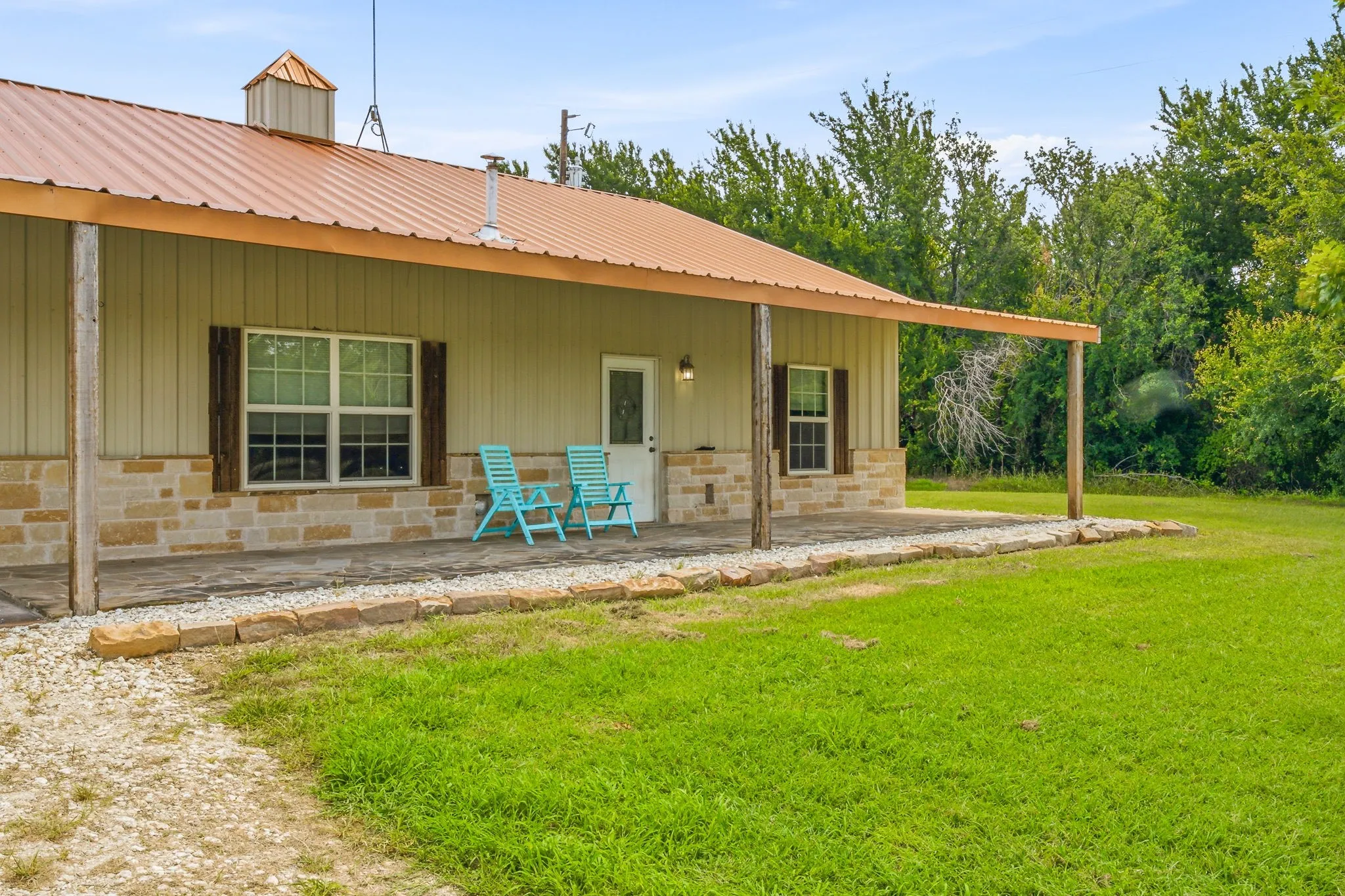 Single Family Residence For Sale in Erath County , 2400 Horsemans Drive, Stephenville, Texas 76401, 3 Bedroom, 3 Bathroom, Garage spaces, 1,756 Sqft, built in 2008, mls#21306202, Real Estate Agent in Stephenville, Homes For Sale in Erath county, Homes For Sale in Stephenville, Realtor in Stephenville Texas, Real Estate Brokerage Independent Realty Texas, Luminita Cordes Realtor