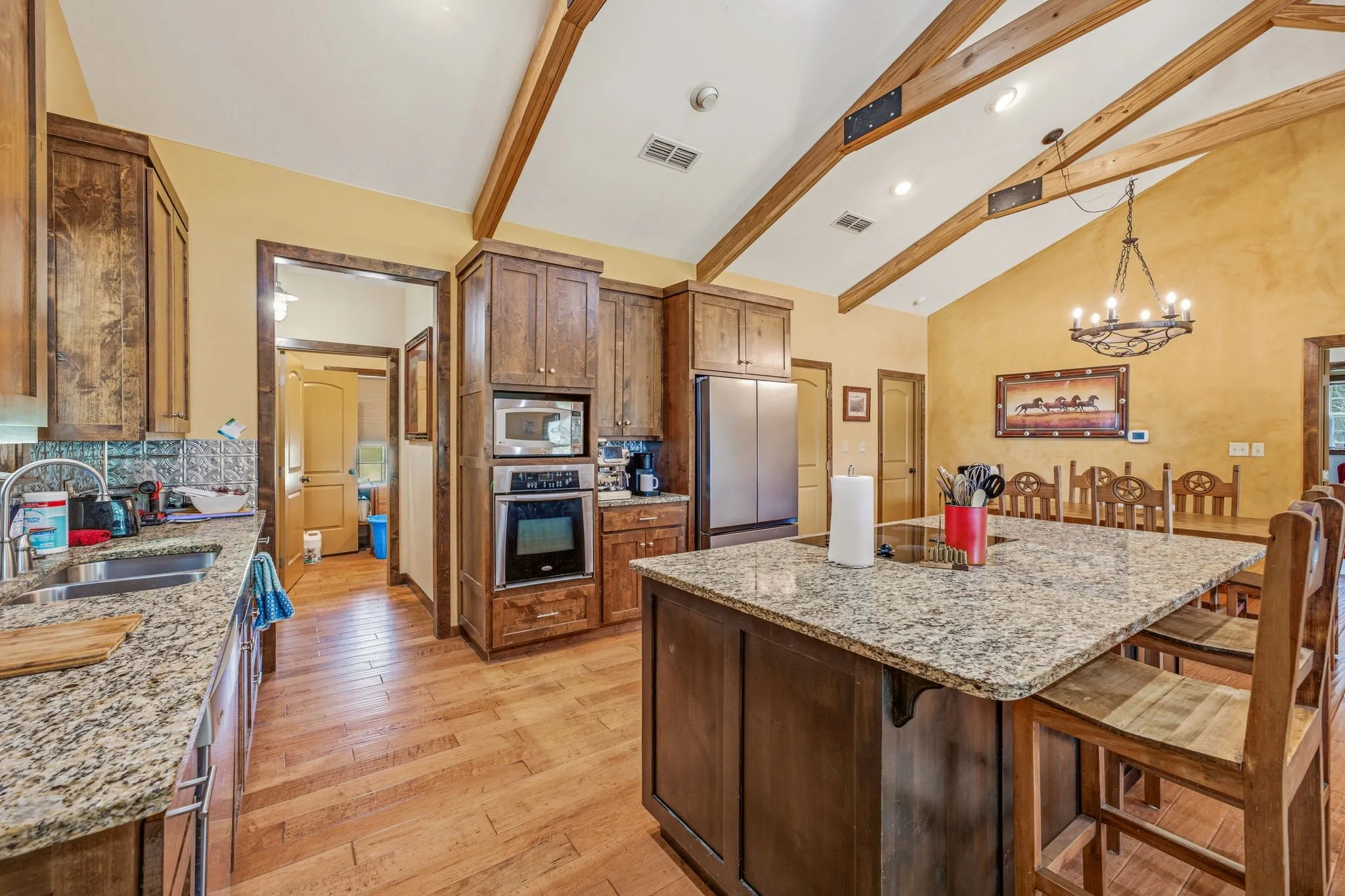Single Family Residence For Sale in Erath County , 2400 Horsemans Drive, Stephenville, Texas 76401, 3 Bedroom, 3 Bathroom, Garage spaces, 1,756 Sqft, built in 2008, mls#21306202, Real Estate Agent in Stephenville, Homes For Sale in Erath county, Homes For Sale in Stephenville, Realtor in Stephenville Texas, Real Estate Brokerage Independent Realty Texas, Luminita Cordes Realtor
