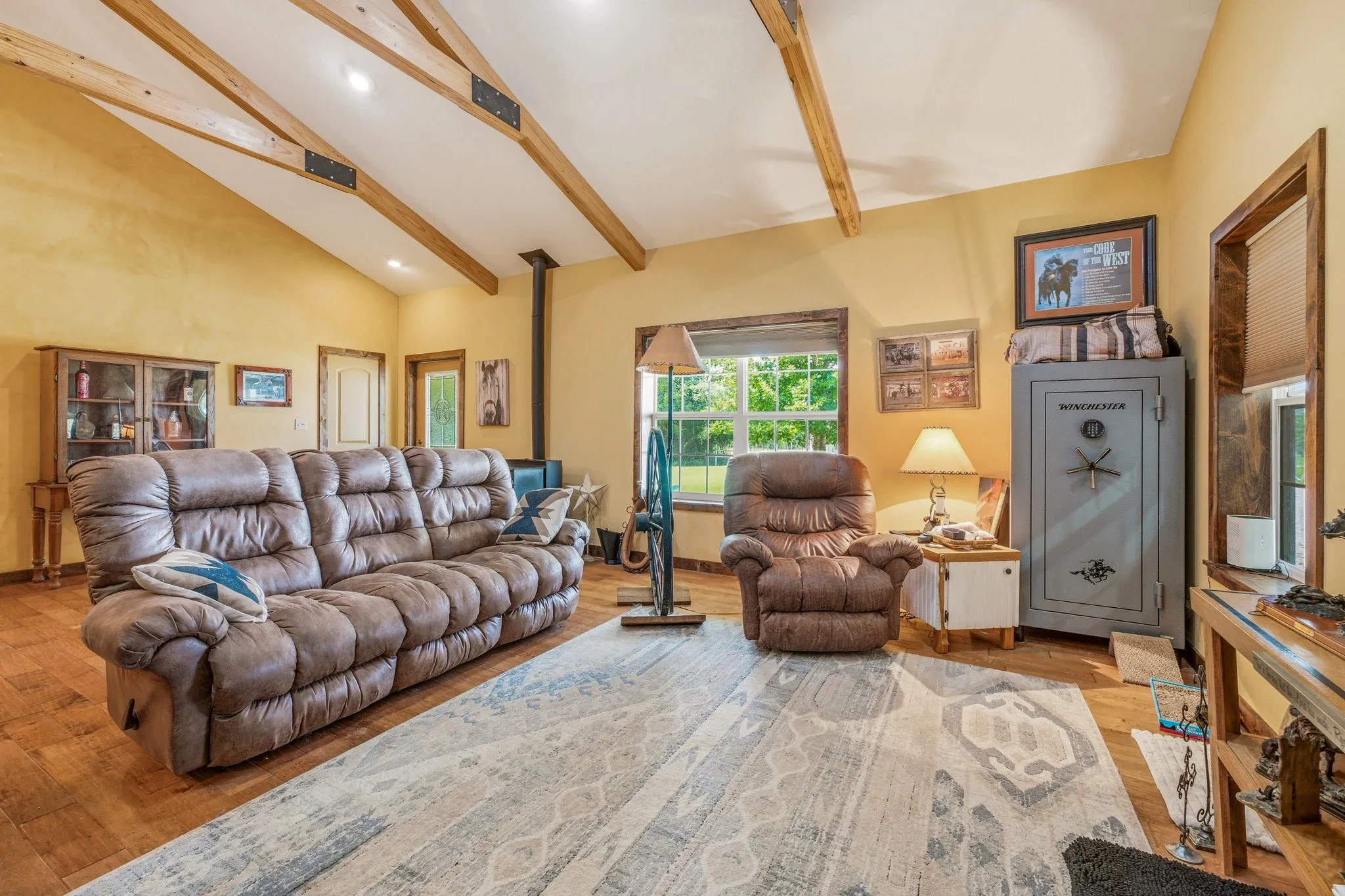 Single Family Residence For Sale in Erath County , 2400 Horsemans Drive, Stephenville, Texas 76401, 3 Bedroom, 3 Bathroom, Garage spaces, 1,756 Sqft, built in 2008, mls#21306202, Real Estate Agent in Stephenville, Homes For Sale in Erath county, Homes For Sale in Stephenville, Realtor in Stephenville Texas, Real Estate Brokerage Independent Realty Texas, Luminita Cordes Realtor