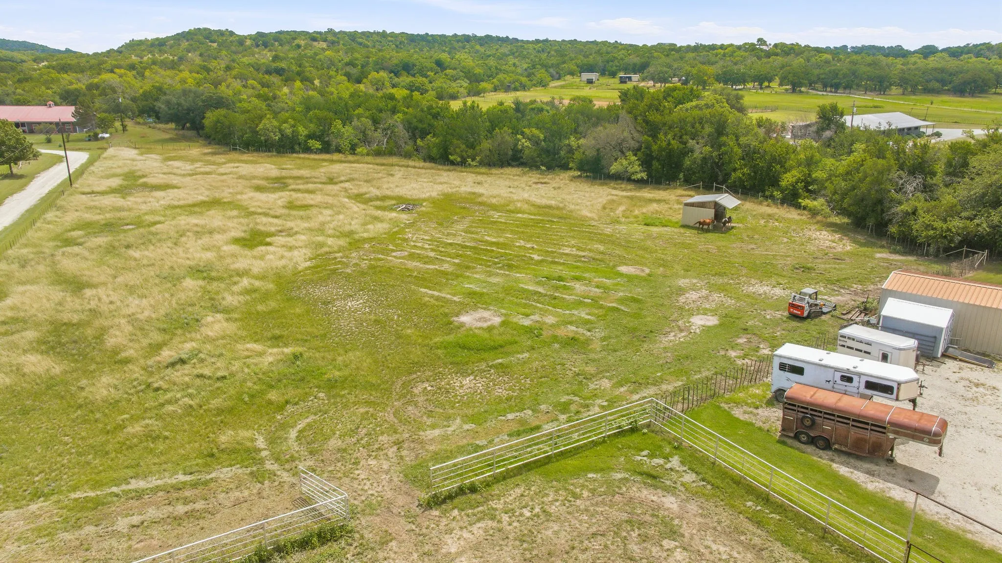 Single Family Residence For Sale in Erath County , 2400 Horsemans Drive, Stephenville, Texas 76401, 3 Bedroom, 3 Bathroom, Garage spaces, 1,756 Sqft, built in 2008, mls#21306202, Real Estate Agent in Stephenville, Homes For Sale in Erath county, Homes For Sale in Stephenville, Realtor in Stephenville Texas, Real Estate Brokerage Independent Realty Texas, Luminita Cordes Realtor