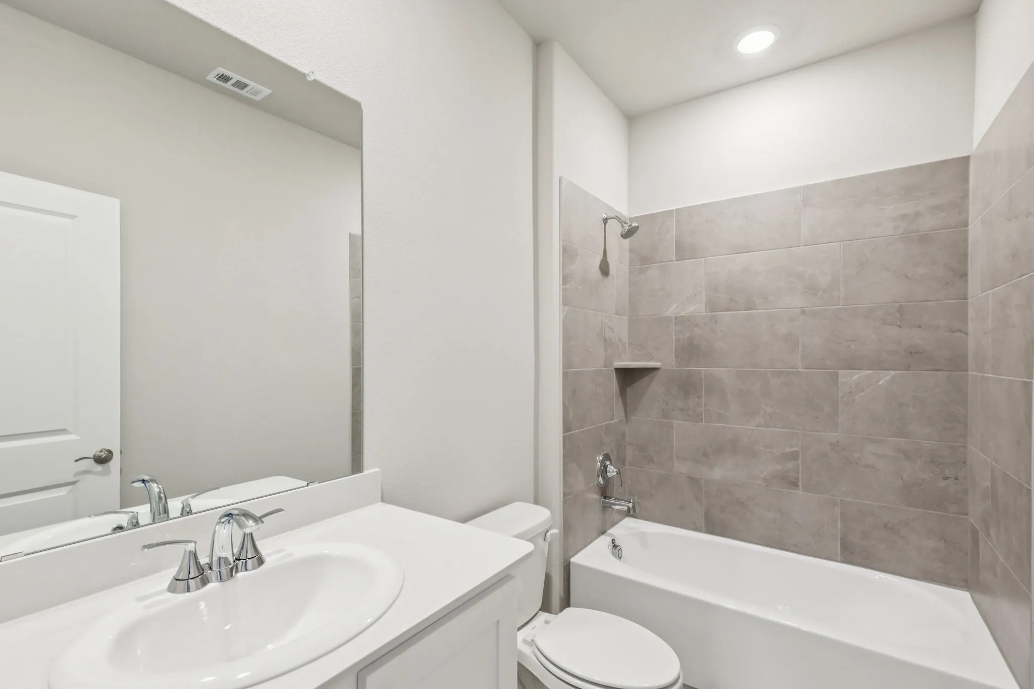 Photo is not of the actual home, but is an inspirational photo of builder’s model home and may depict options, furnishings, and/or decorator features that are not included.