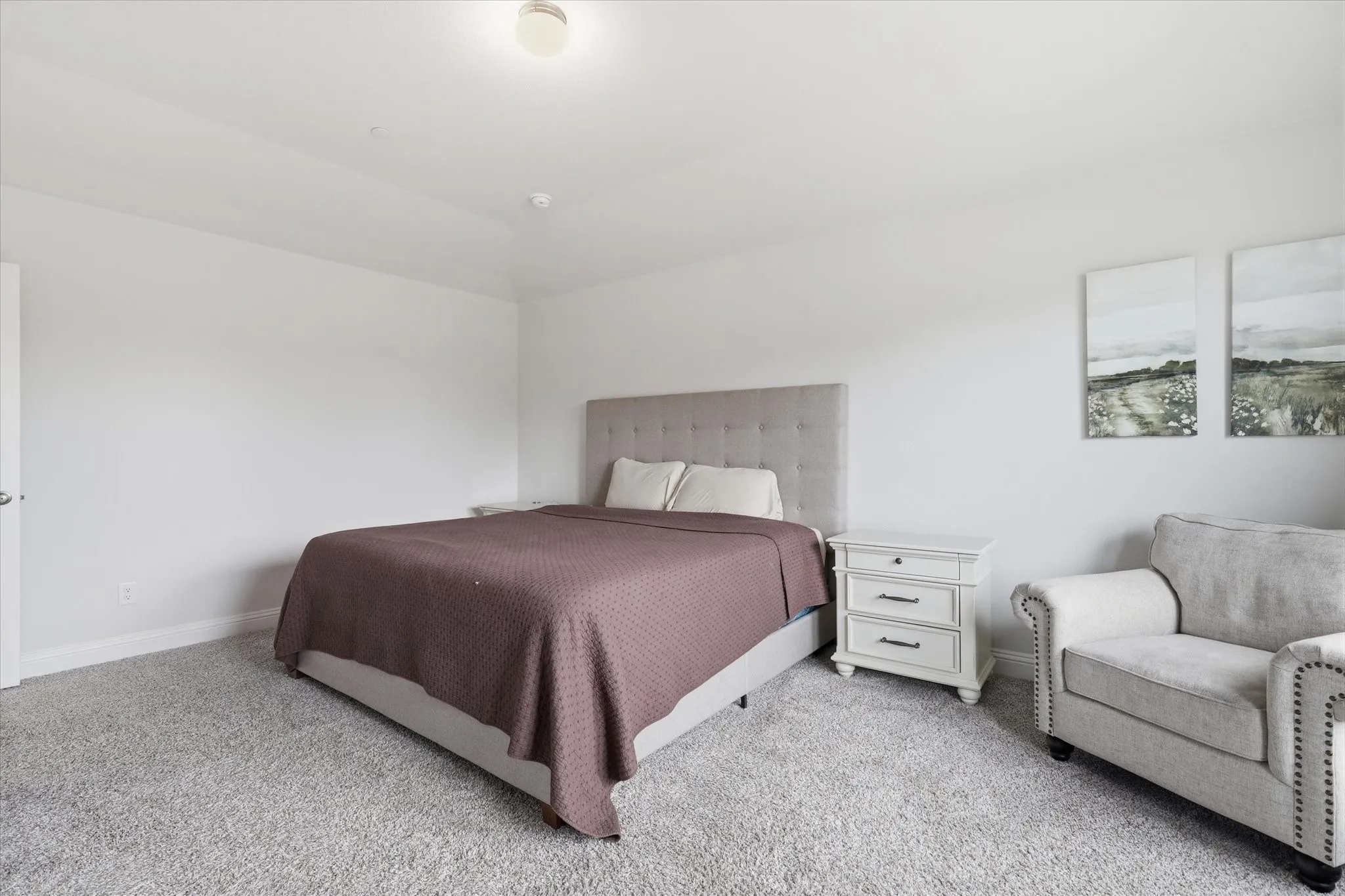 Townhouse For Sale in Denton County , 600 Hutchinson Lane, Lewisville, Texas 75077, 3 Bedroom, 3 Bathroom, 2 Garage spaces, 1,936 Sqft, built in 2022, mls#21310829, Real Estate Agent in Lewisville, Homes For Sale in Denton county, Homes For Sale in Lewisville, Realtor in Lewisville Texas, Real Estate Brokerage Independent Realty Texas, Luminita Cordes Realtor