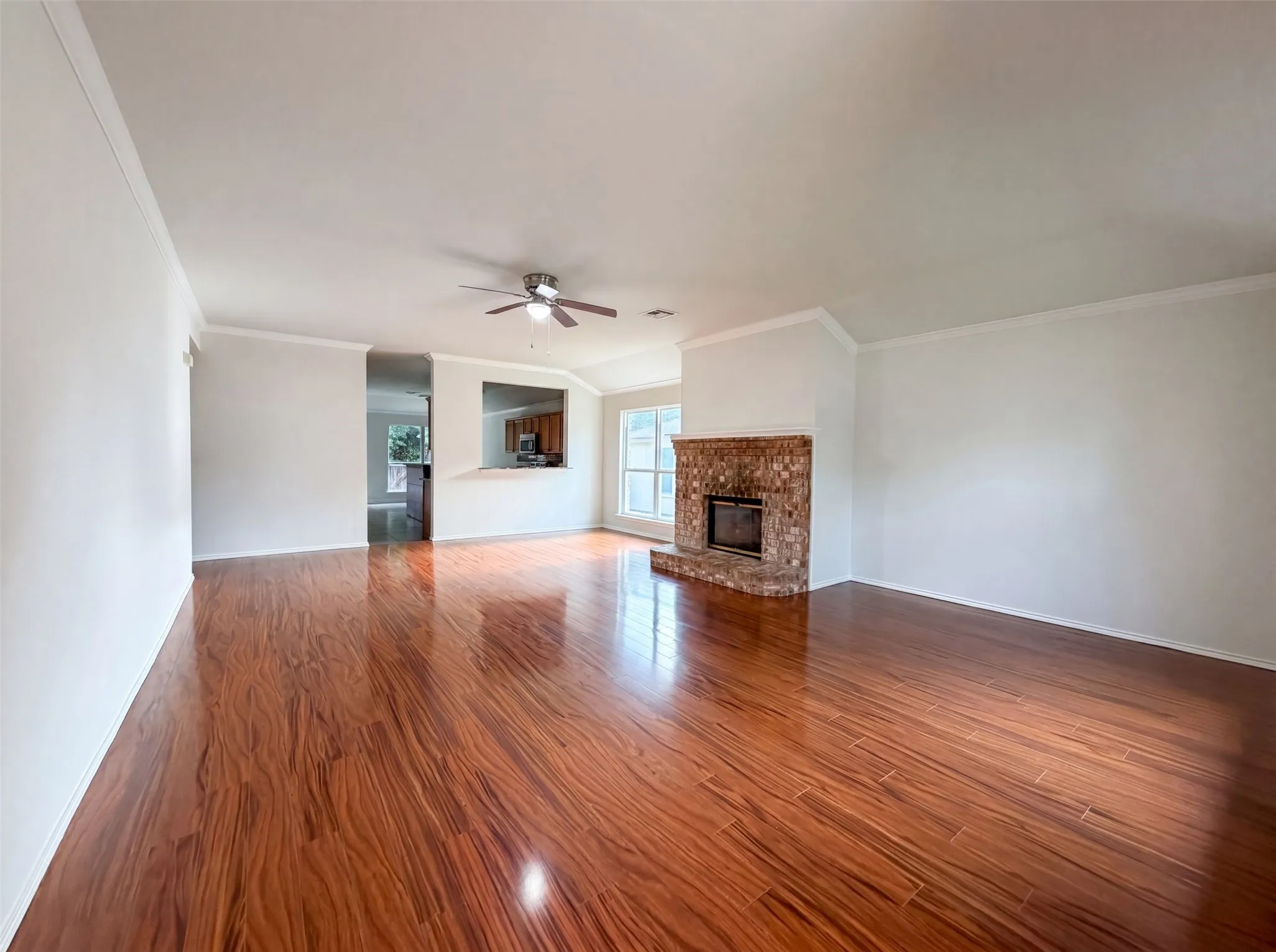 Single Family Residence For Sale in Collin County , 2324 Glenhaven Drive, Mc Kinney, Texas 75071, 3 Bedroom, 2 Bathroom, 2 Garage spaces, 1,728 Sqft, built in 2002, mls#21312666, Real Estate Agent in Mc Kinney, Homes For Sale in Collin county, Homes For Sale in Mc Kinney, Realtor in Mc Kinney Texas, Real Estate Brokerage Independent Realty Texas, Luminita Cordes Realtor