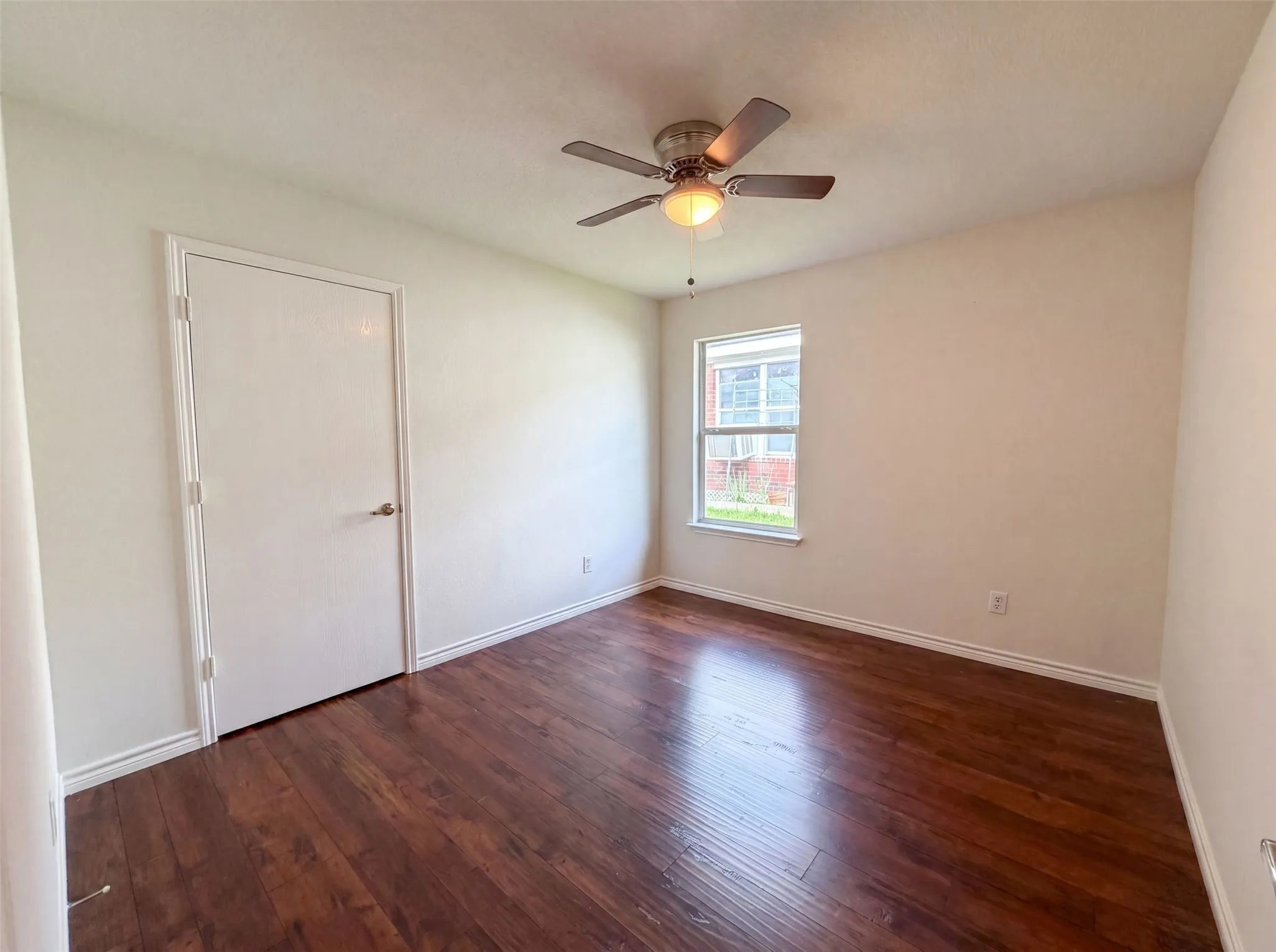 Single Family Residence For Sale in Collin County , 2324 Glenhaven Drive, Mc Kinney, Texas 75071, 3 Bedroom, 2 Bathroom, 2 Garage spaces, 1,728 Sqft, built in 2002, mls#21312666, Real Estate Agent in Mc Kinney, Homes For Sale in Collin county, Homes For Sale in Mc Kinney, Realtor in Mc Kinney Texas, Real Estate Brokerage Independent Realty Texas, Luminita Cordes Realtor