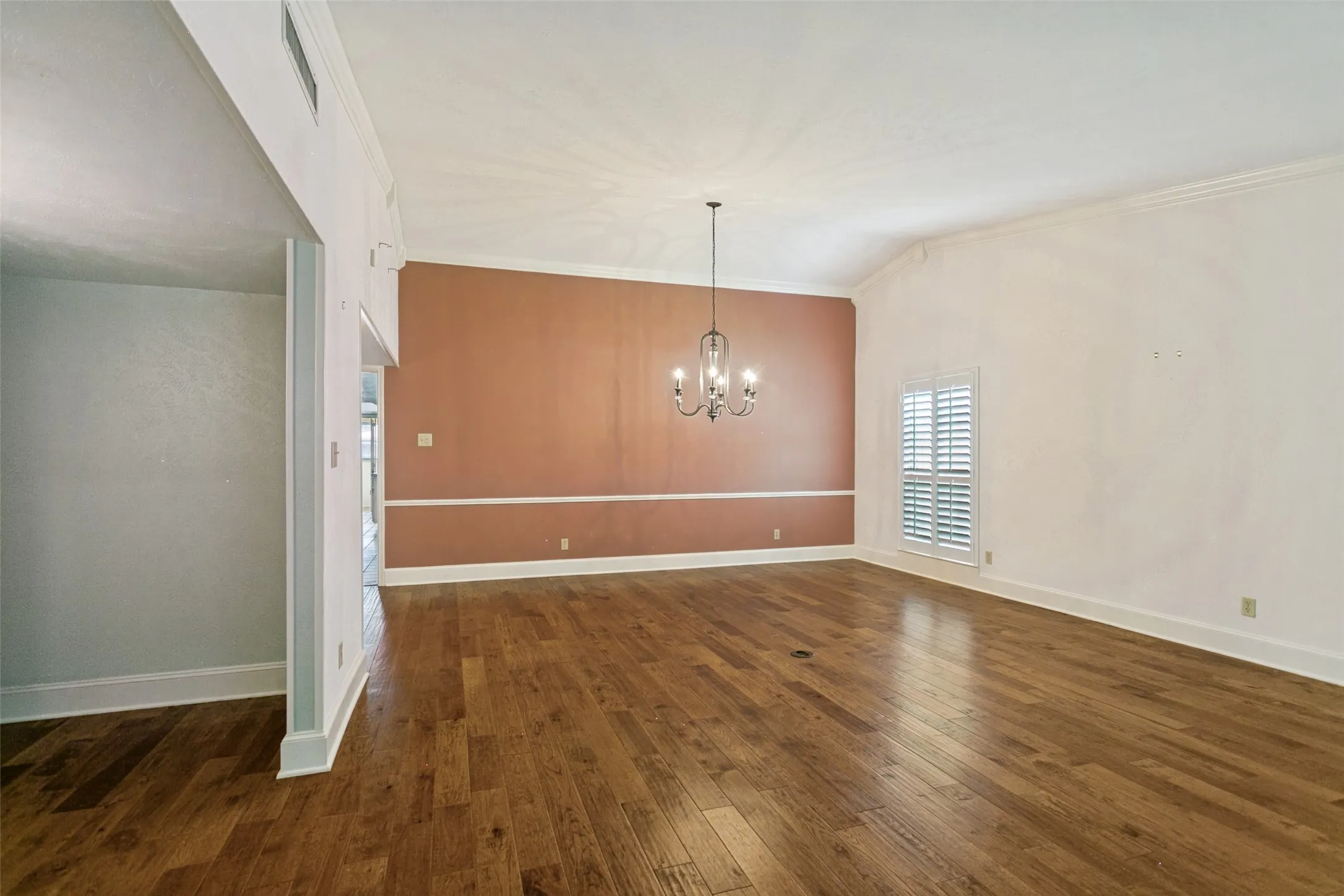 Single Family Residence For Sale in Collin County , 1401 Windy Meadow Drive, Plano, Texas 75023, 4 Bedroom, 2 Bathroom, Garage spaces, 2,550 Sqft, built in 1974, mls#21312241, Real Estate Agent in Plano, Homes For Sale in Collin county, Homes For Sale in Plano, Realtor in Plano Texas, Real Estate Brokerage Independent Realty Texas, Luminita Cordes Realtor