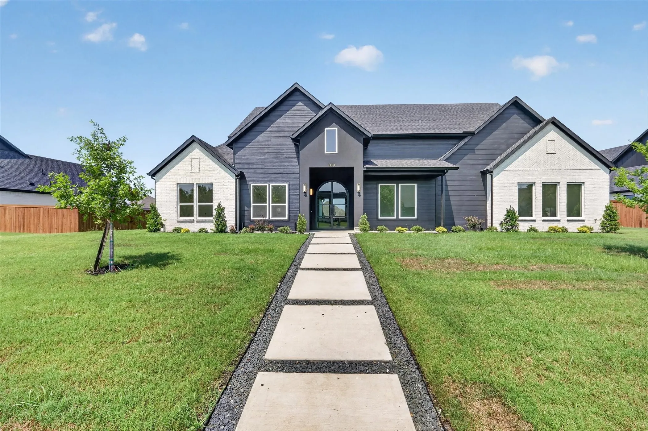 Single Family Residence For Sale in Kaufman County , 1008 Devonshire Drive N, Forney, Texas 75126, 5 Bedroom, 4 Bathroom, 2 Garage spaces, 3,272 Sqft, built in 2026, mls#21309607, Real Estate Agent in Forney, Homes For Sale in Kaufman county, Homes For Sale in Forney, Realtor in Forney Texas, Real Estate Brokerage Independent Realty Texas, Luminita Cordes Realtor