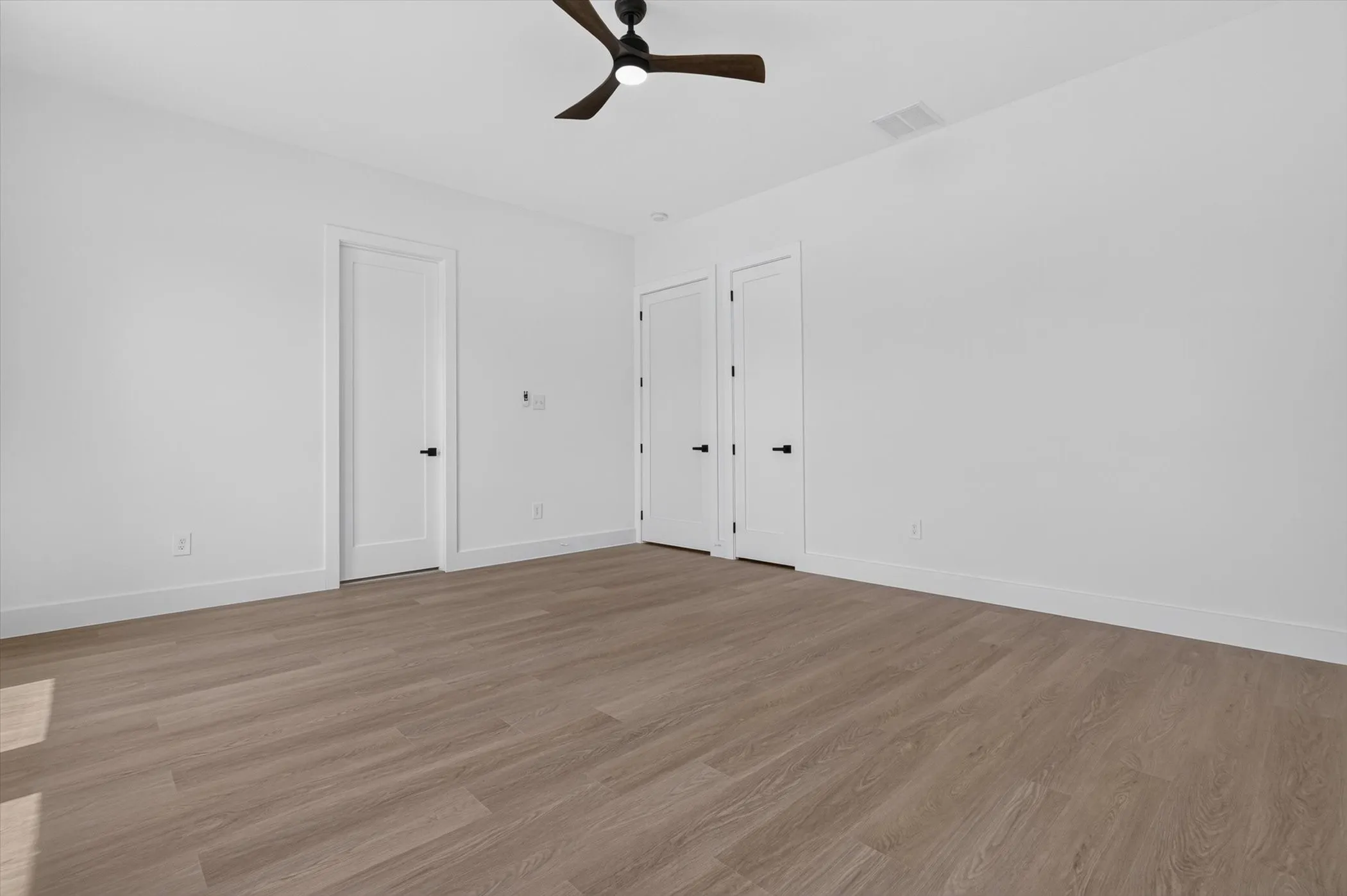 Single Family Residence For Sale in Kaufman County , 1008 Devonshire Drive N, Forney, Texas 75126, 5 Bedroom, 4 Bathroom, 2 Garage spaces, 3,272 Sqft, built in 2026, mls#21309607, Real Estate Agent in Forney, Homes For Sale in Kaufman county, Homes For Sale in Forney, Realtor in Forney Texas, Real Estate Brokerage Independent Realty Texas, Luminita Cordes Realtor