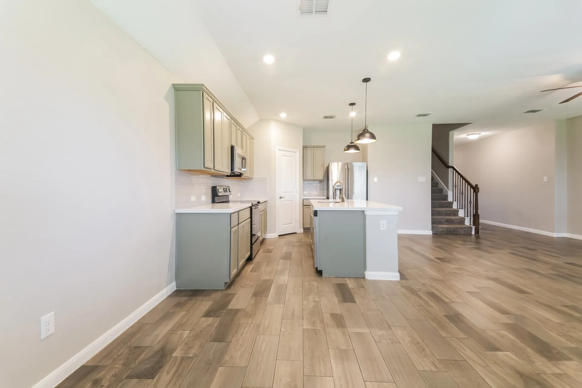 Single Family Residence For Sale in Kaufman County , 116 Caddo Lake Court, Forney, Texas 75126, 3 Bedroom, 3 Bathroom, 2 Garage spaces, 2,296 Sqft, built in 2018, mls#21311089, Real Estate Agent in Forney, Homes For Sale in Kaufman county, Homes For Sale in Forney, Realtor in Forney Texas, Real Estate Brokerage Independent Realty Texas, Luminita Cordes Realtor