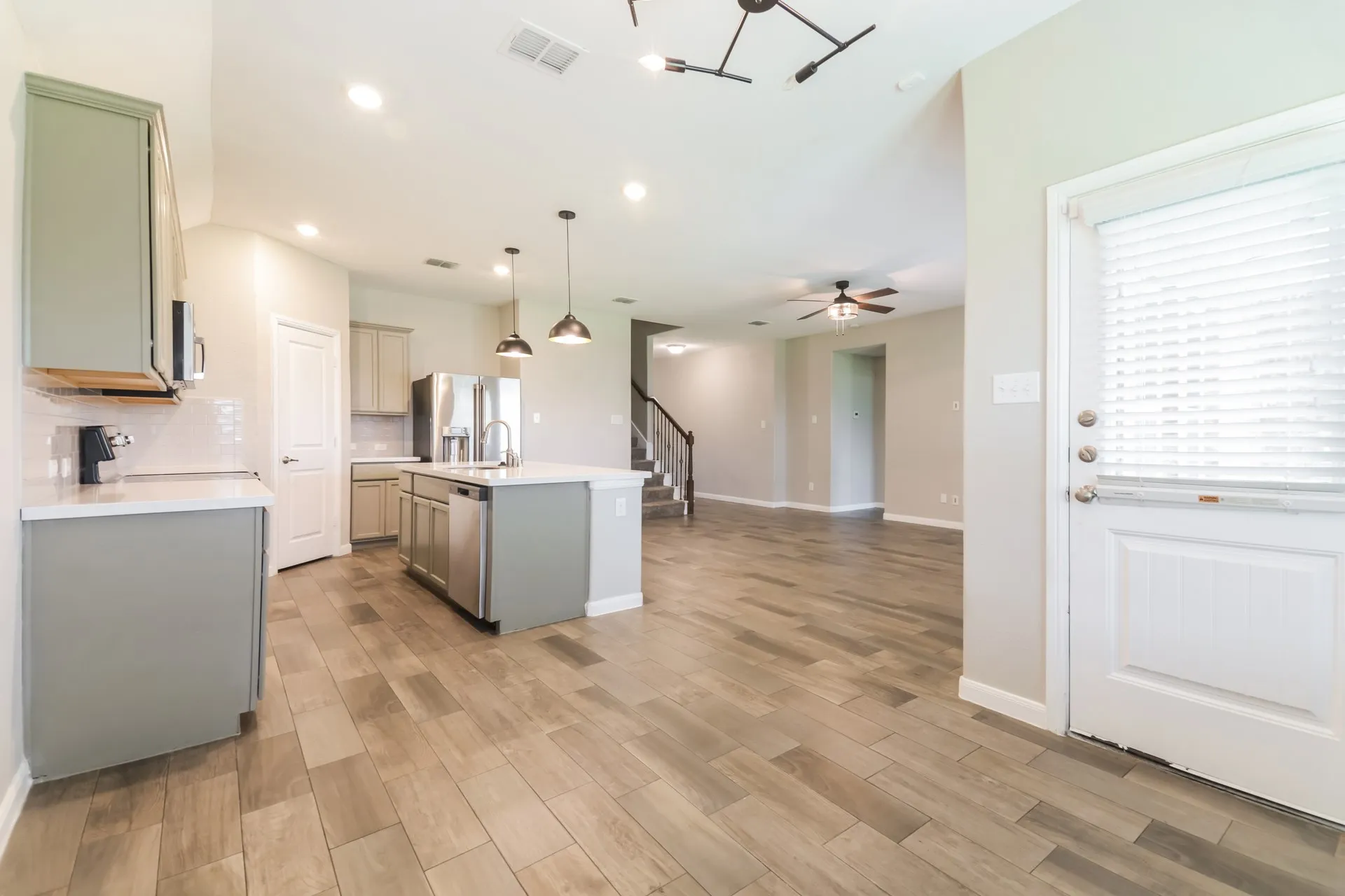 Single Family Residence For Sale in Kaufman County , 116 Caddo Lake Court, Forney, Texas 75126, 3 Bedroom, 3 Bathroom, 2 Garage spaces, 2,296 Sqft, built in 2018, mls#21311089, Real Estate Agent in Forney, Homes For Sale in Kaufman county, Homes For Sale in Forney, Realtor in Forney Texas, Real Estate Brokerage Independent Realty Texas, Luminita Cordes Realtor