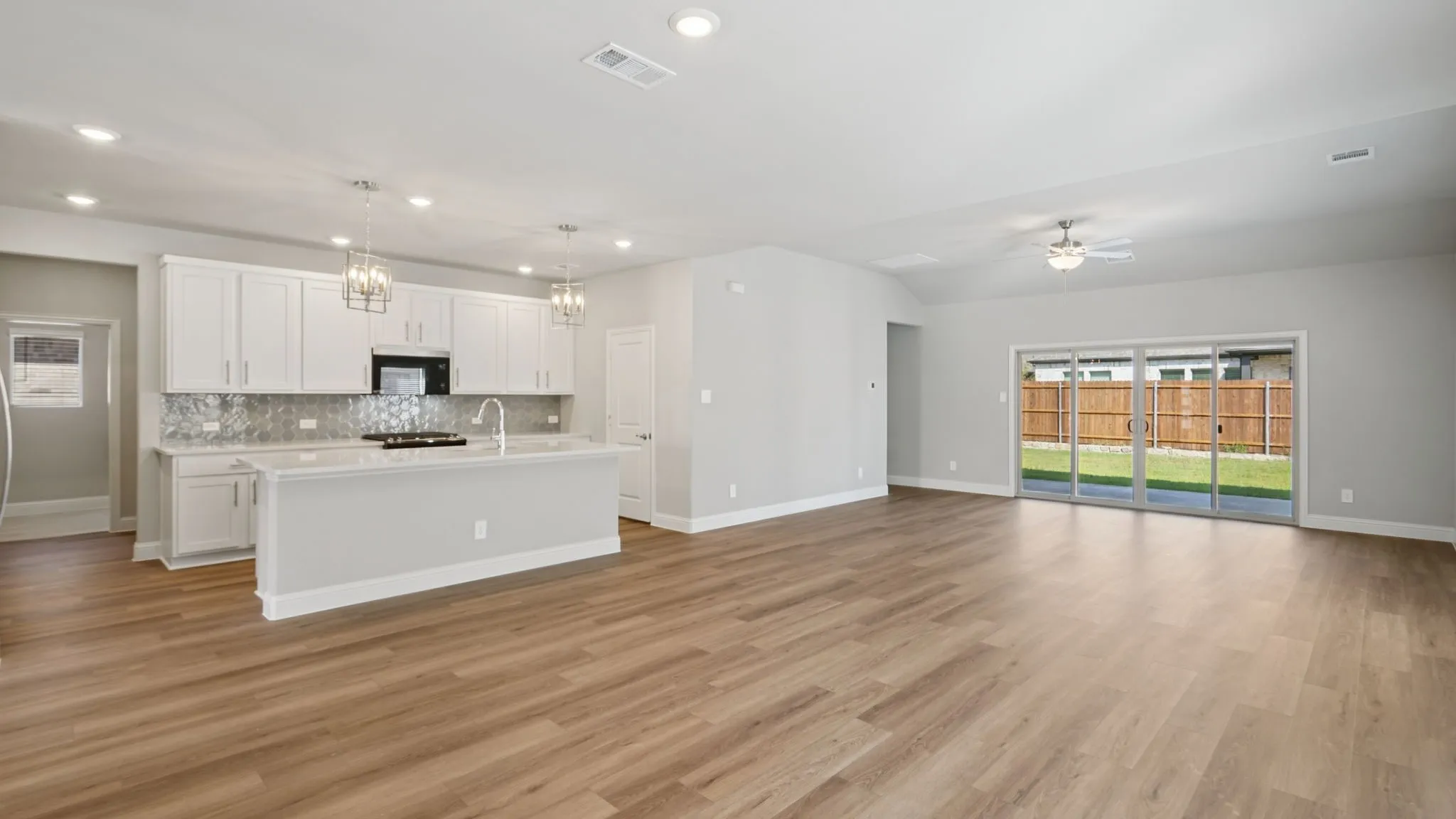 Photo is not of the actual home, but is an inspirational photo of builder’s model home and may depict options, furnishings, and/or decorator features that are not included.